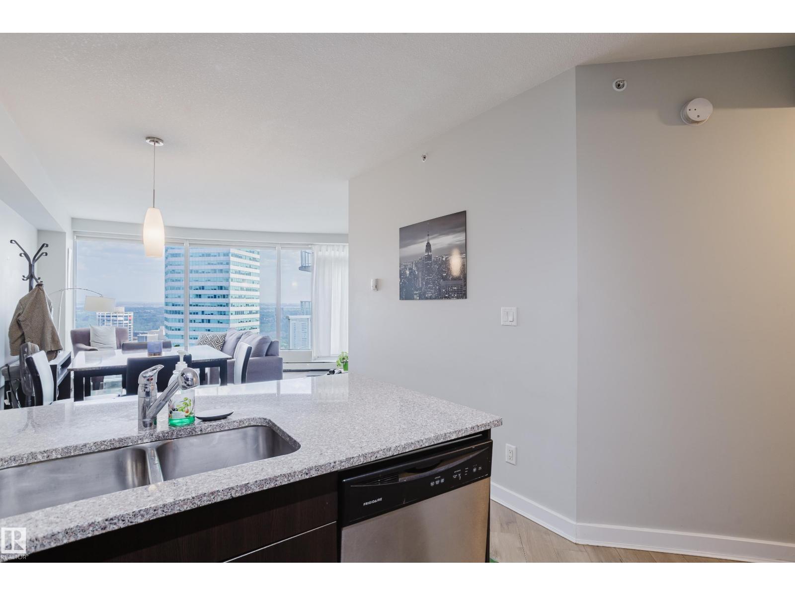 #2704 10152 104 St Nw Property Photo 12