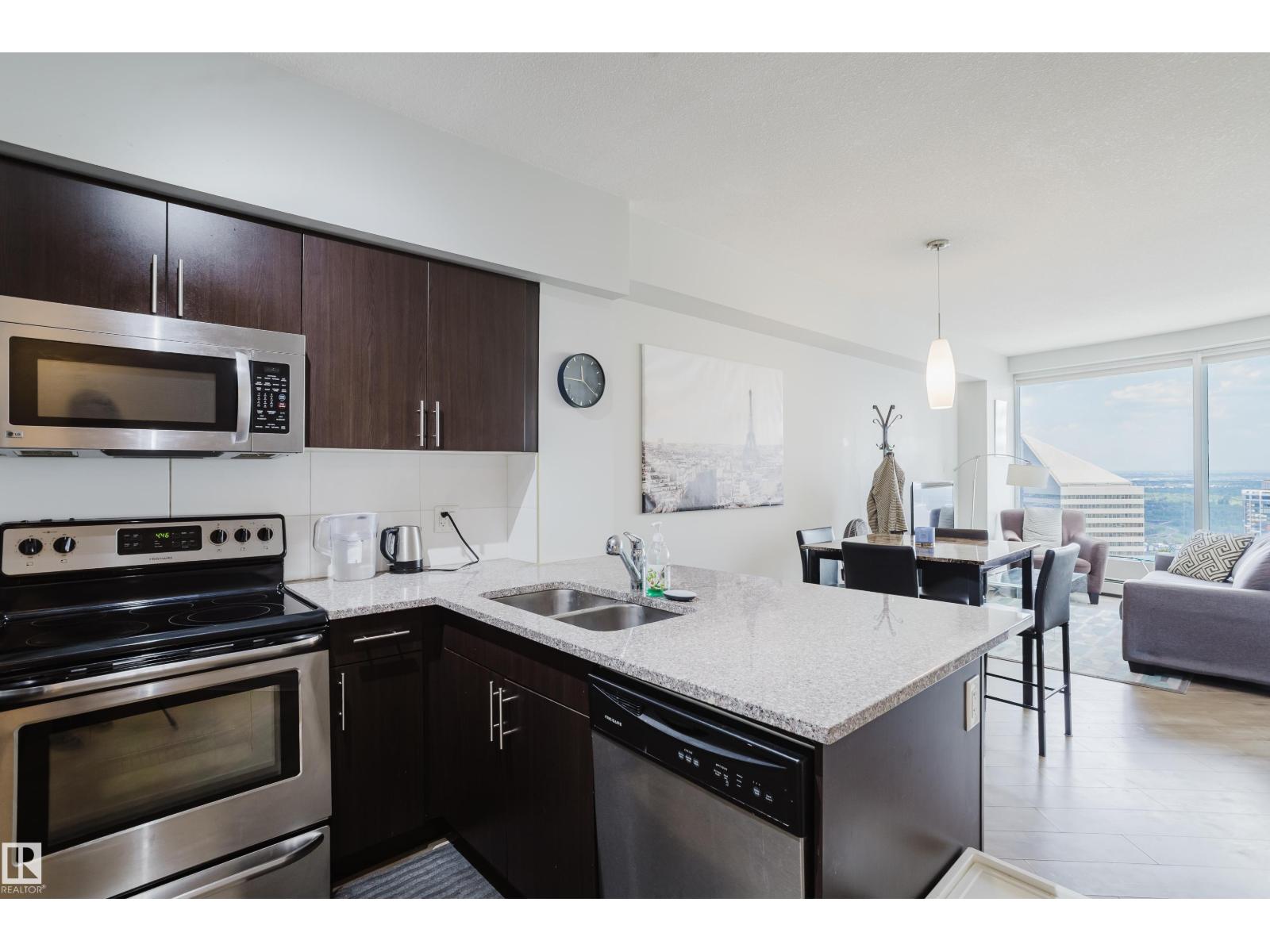 #2704 10152 104 St Nw Property Photo 14