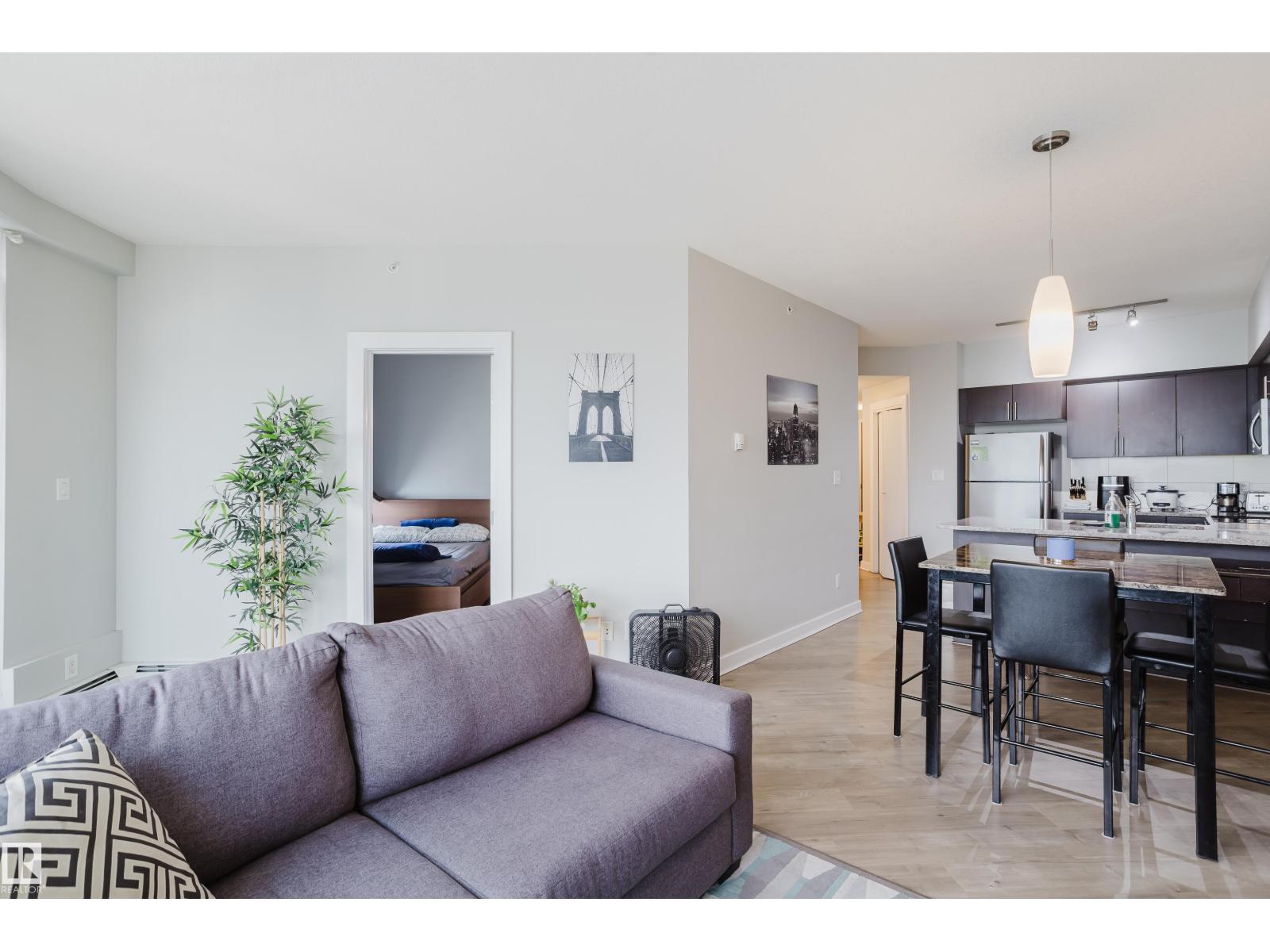 #2704 10152 104 St Nw Property Photo 21