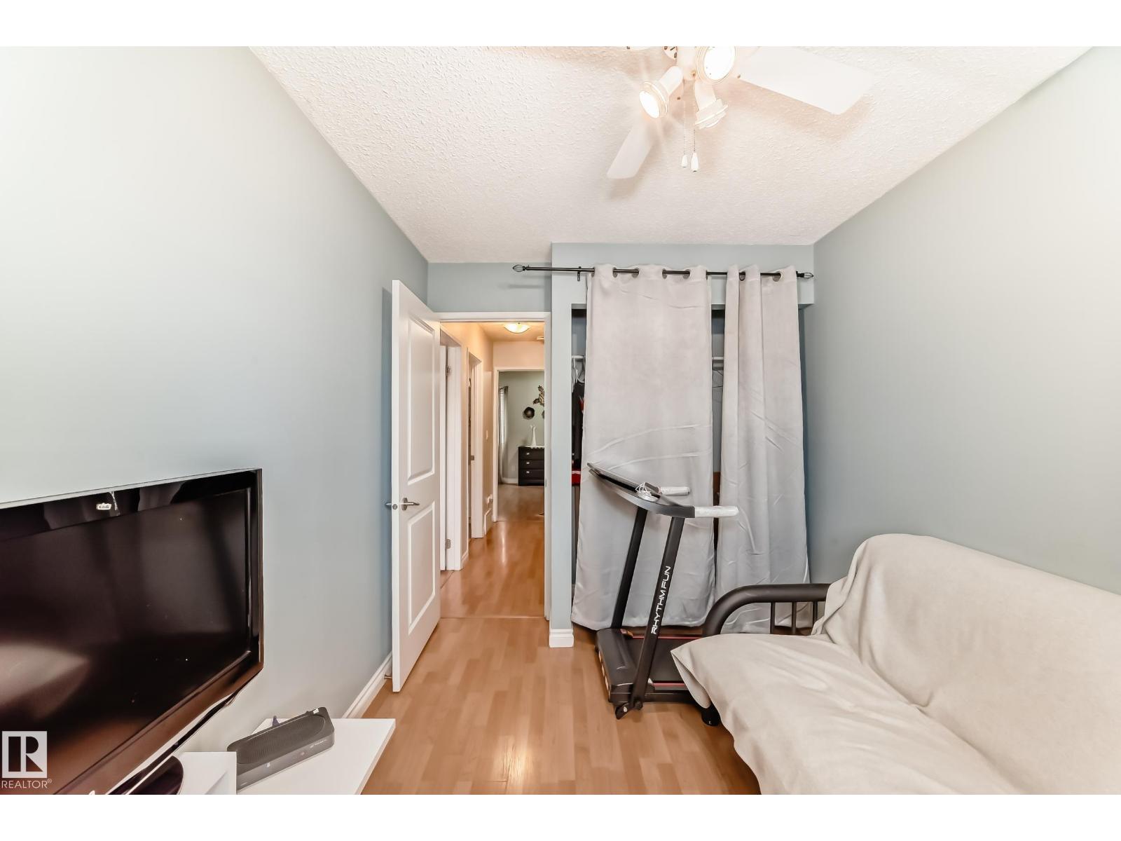 #18 10453 20 Av Nw Property Photo 31