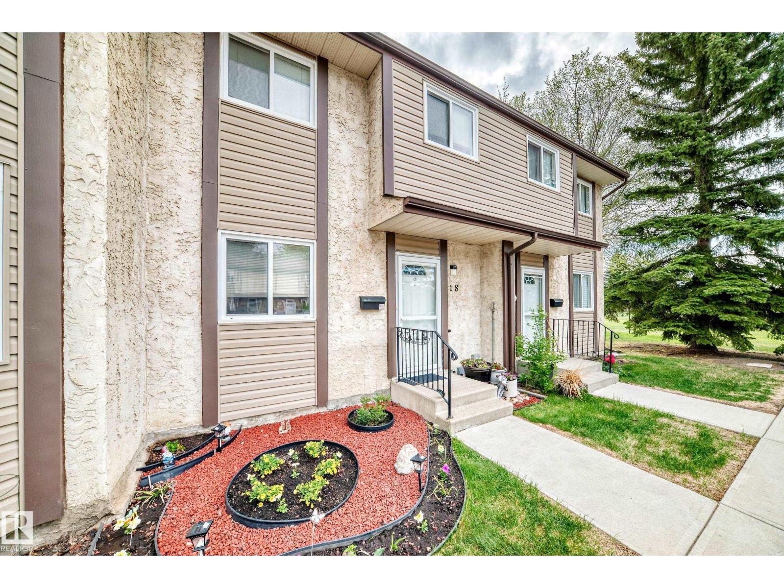 #18 10453 20 Av Nw Property Photo 46