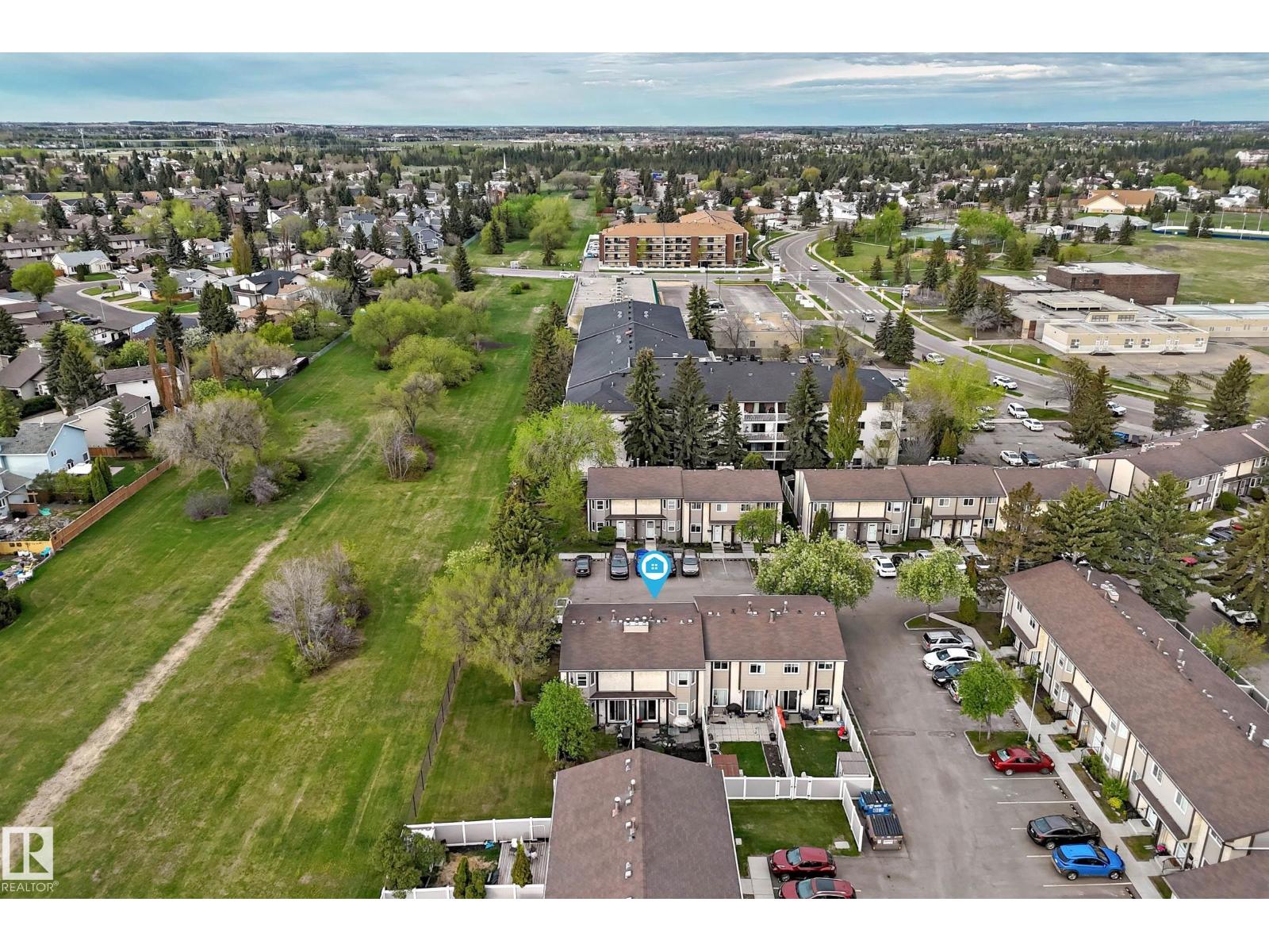 #18 10453 20 Av Nw Property Photo 48