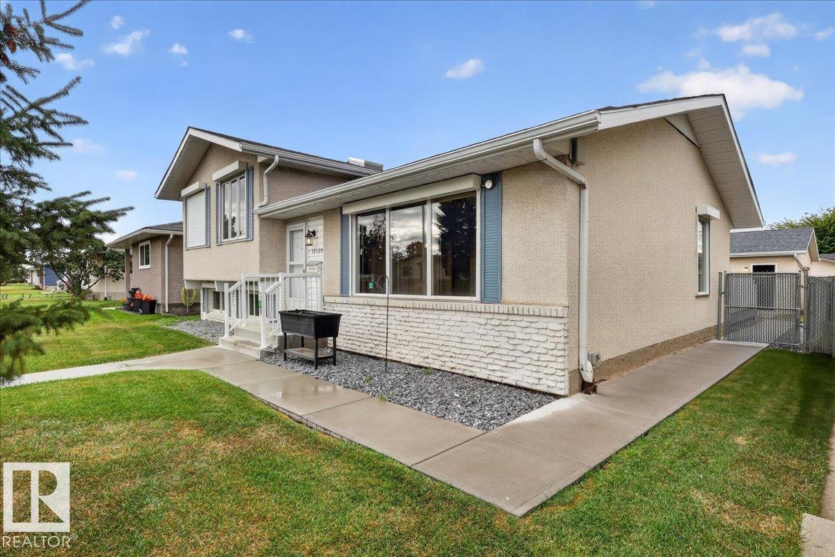 15128 88 St Nw Property Photo 5