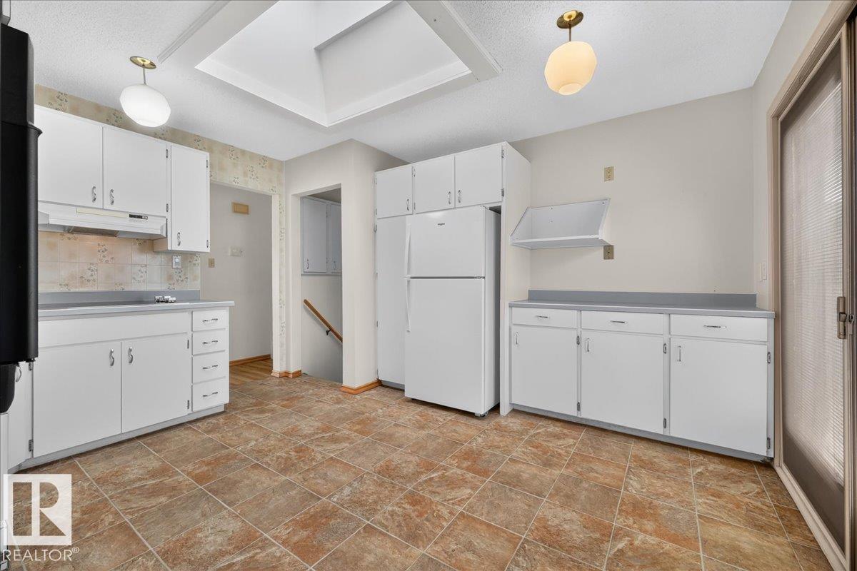 15128 88 St Nw Property Photo 16