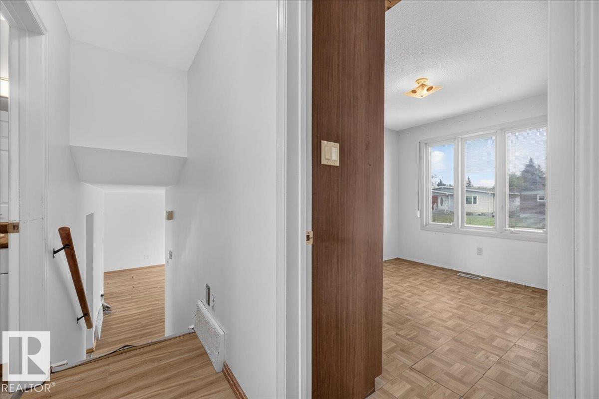 15128 88 St Nw Property Photo 21
