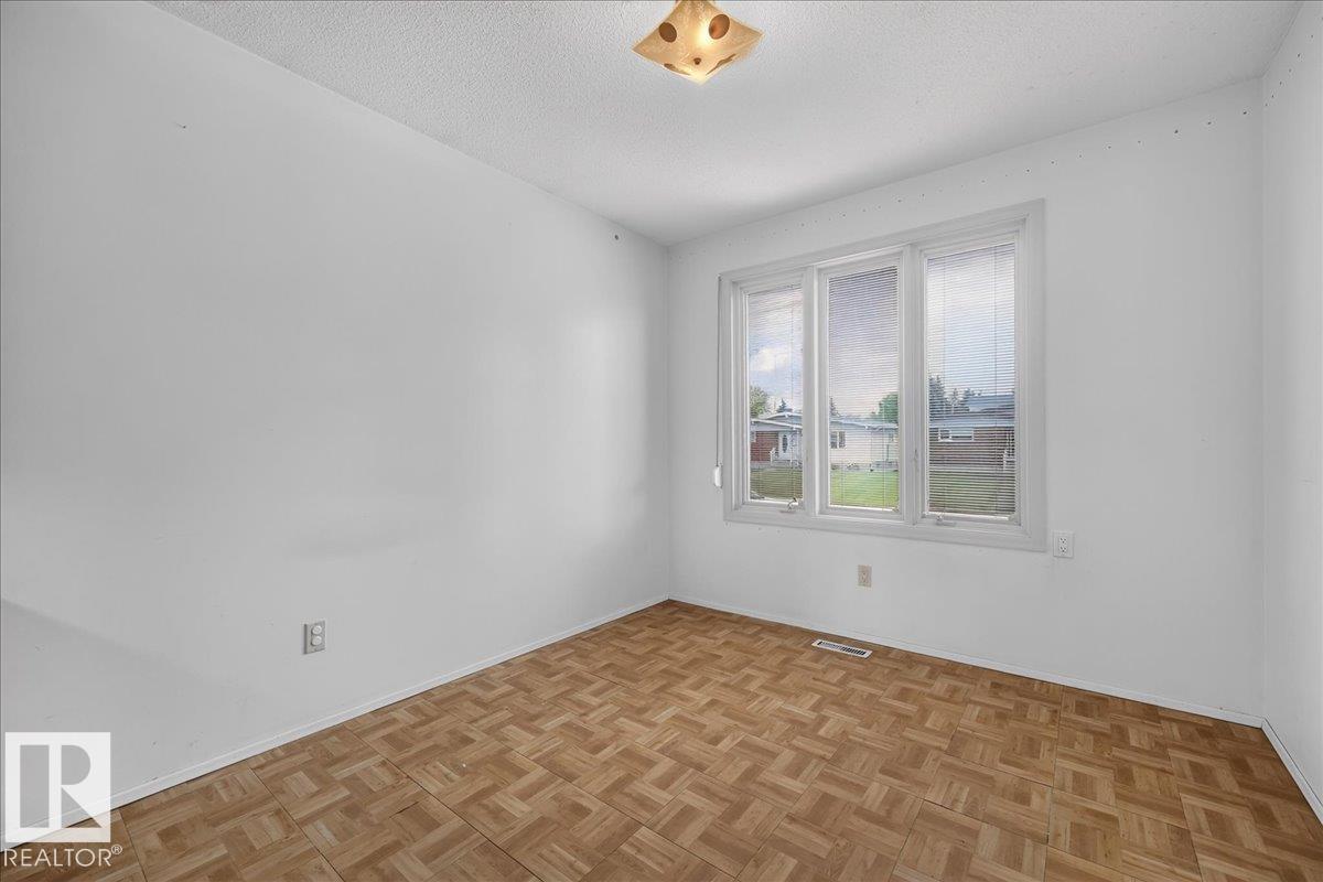 15128 88 St Nw Property Photo 23