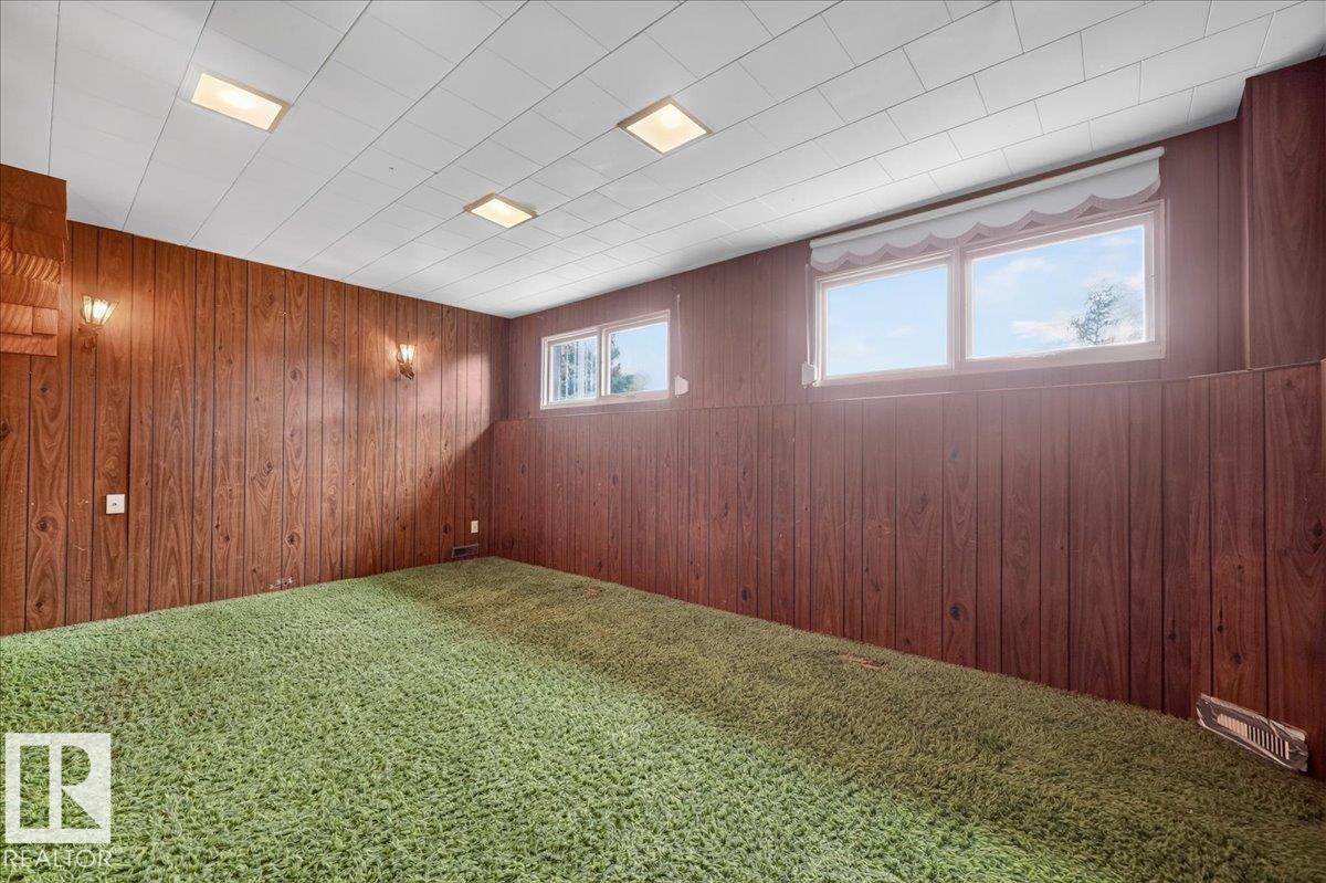 15128 88 St Nw Property Photo 34