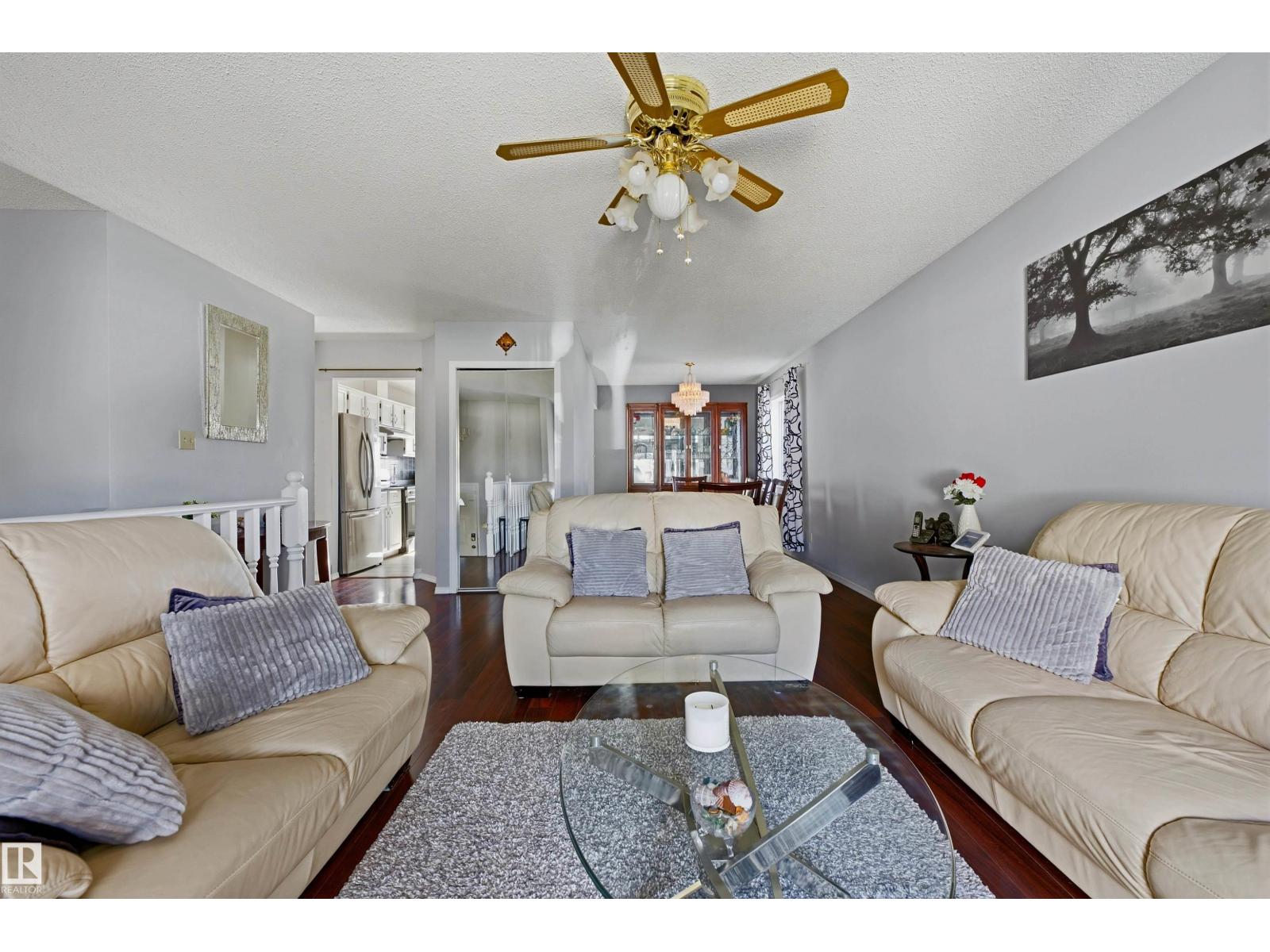 3519 33 Av Nw Property Photo 9