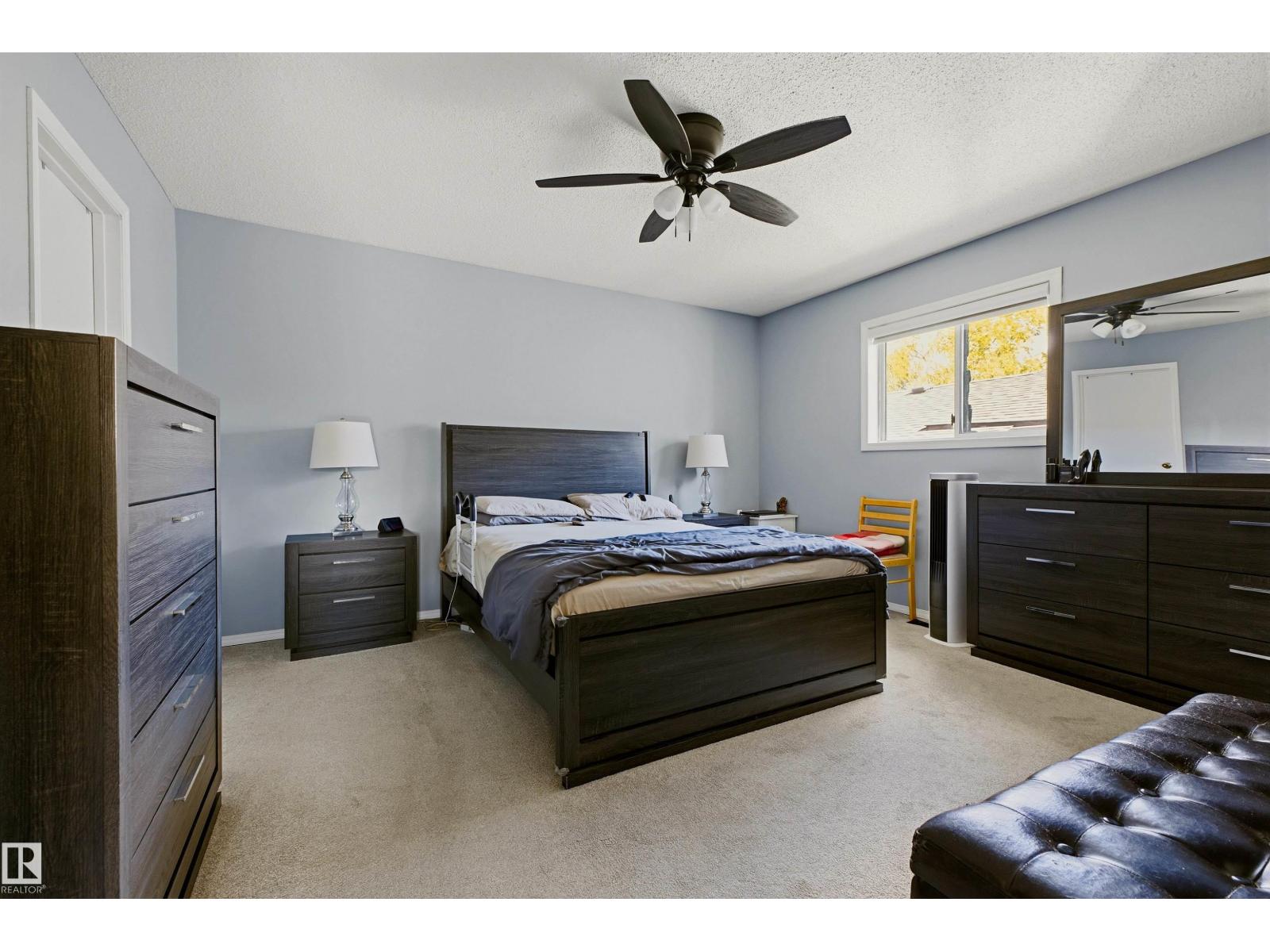 3519 33 Av Nw Property Photo 17