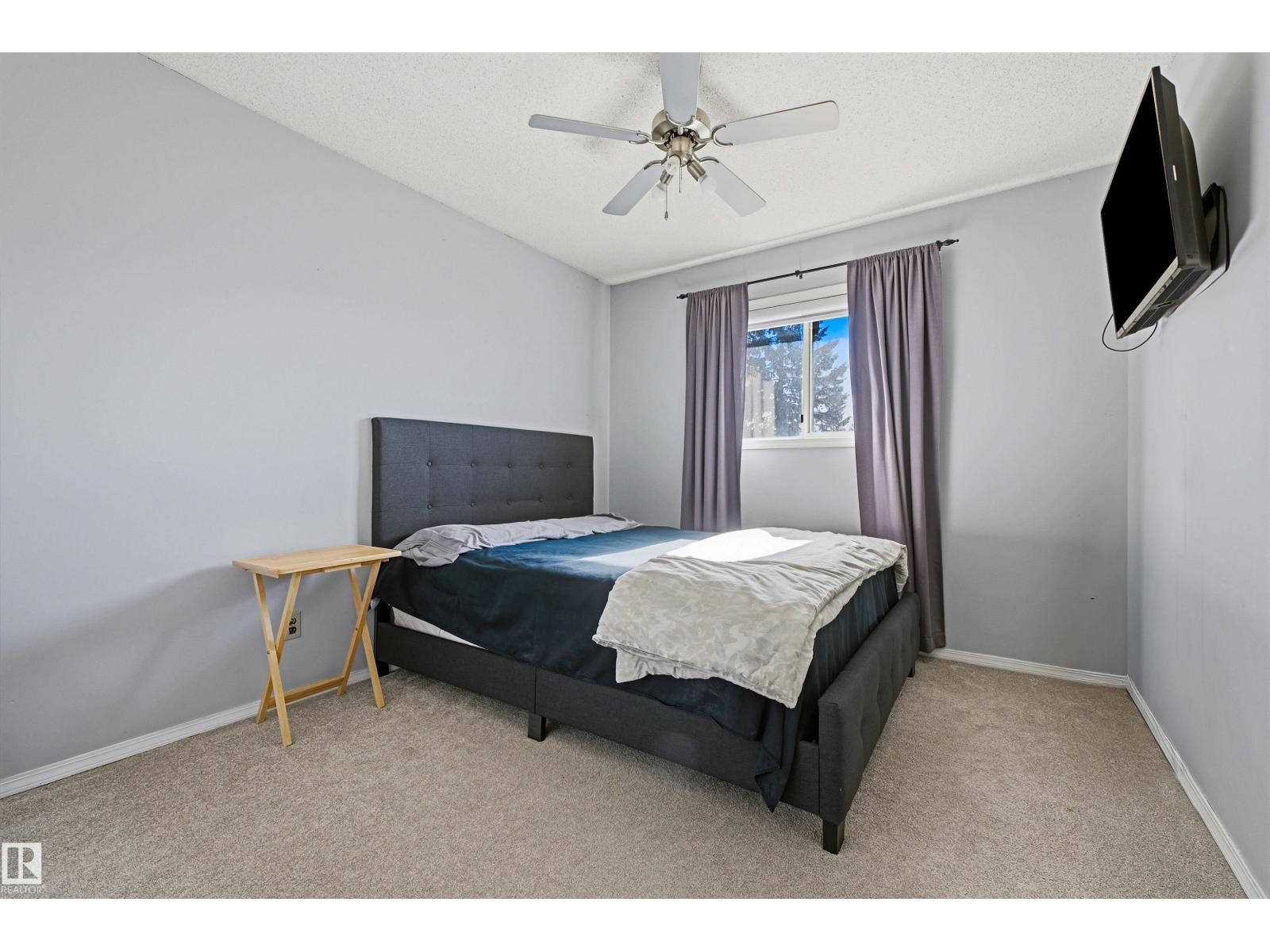 3519 33 Av Nw Property Photo 18