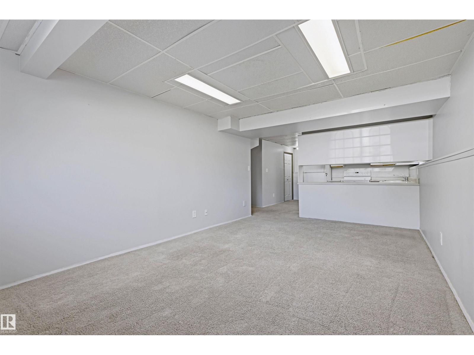 3519 33 Av Nw Property Photo 27