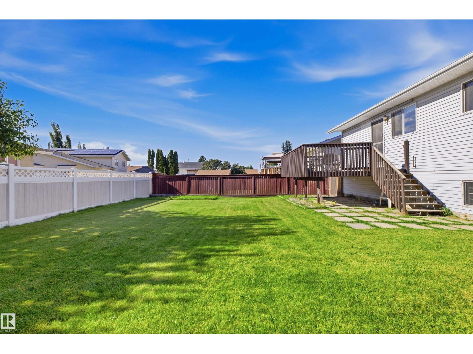 3519 33 Av Nw Property Photo 39