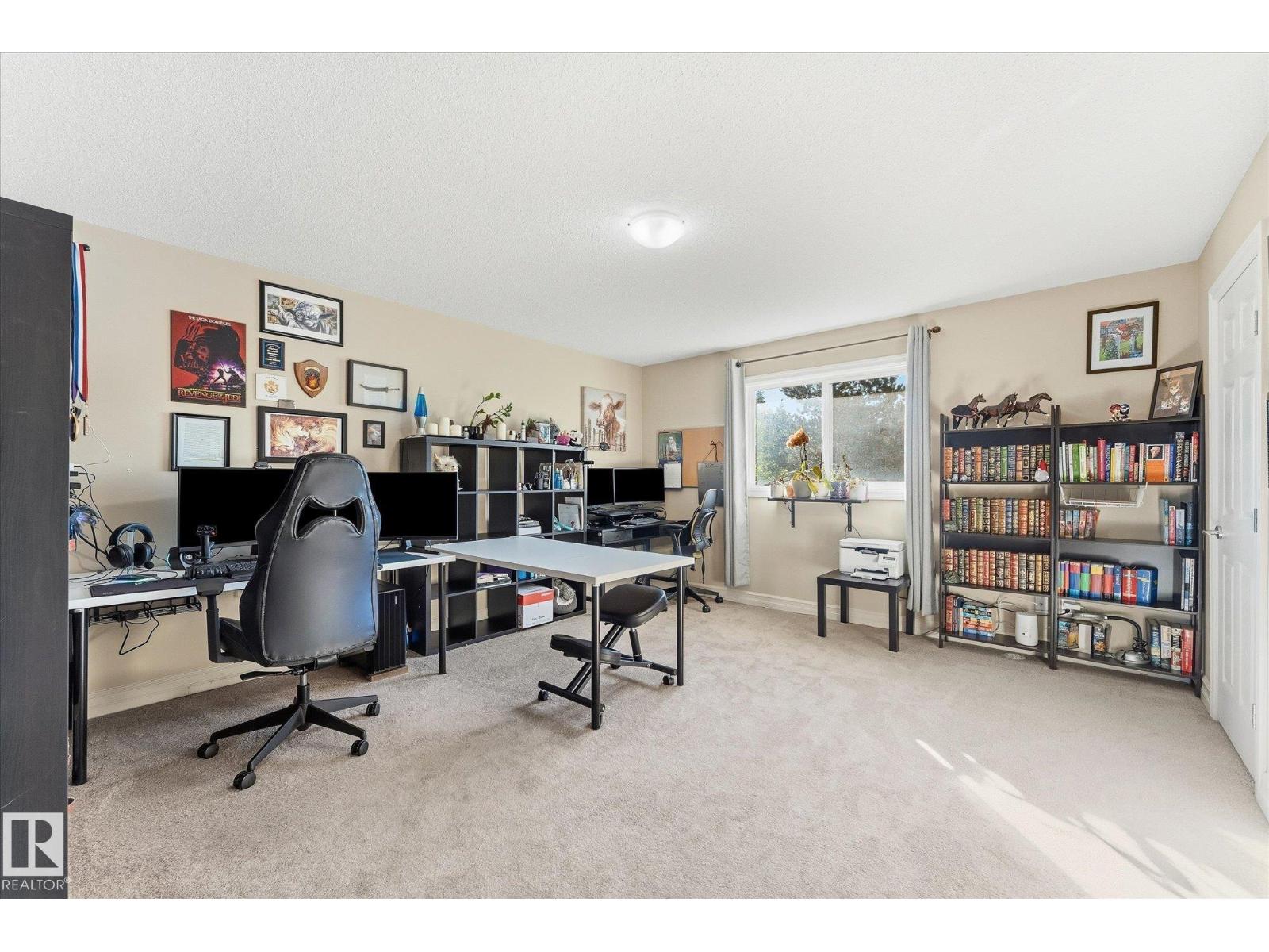 #39 219 Charlotte Wy Property Photo 24