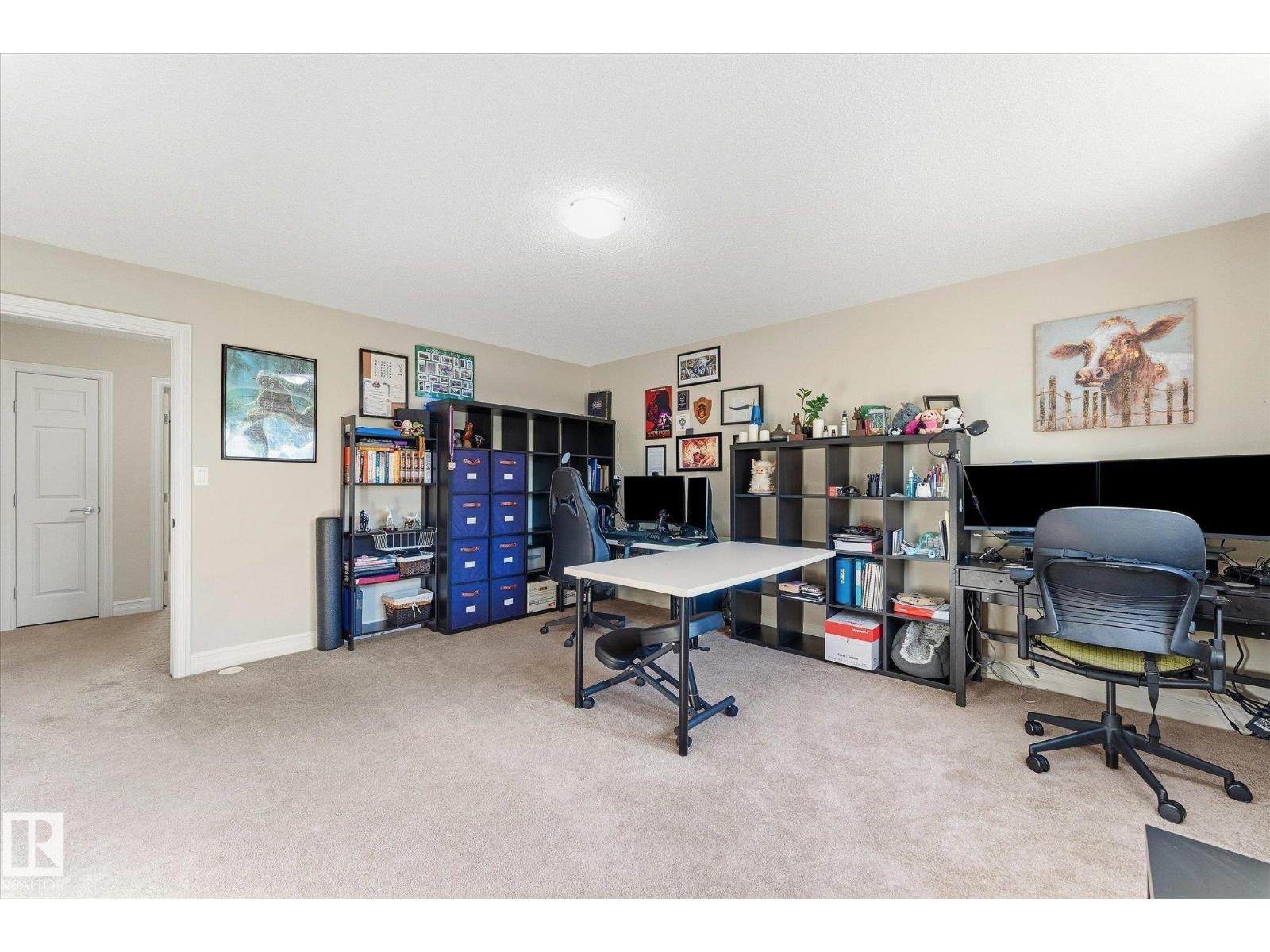 #39 219 Charlotte Wy Property Photo 25