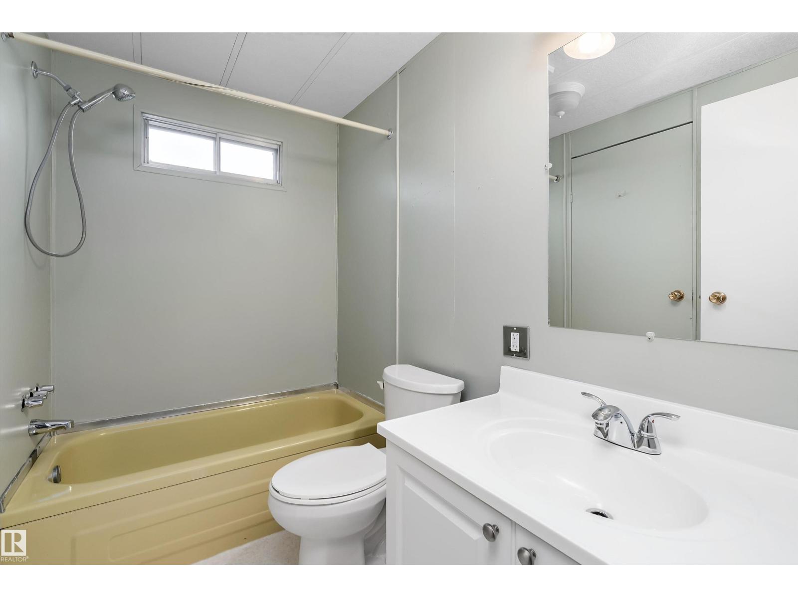 #39 12604 153 Av Nw Property Photo 26