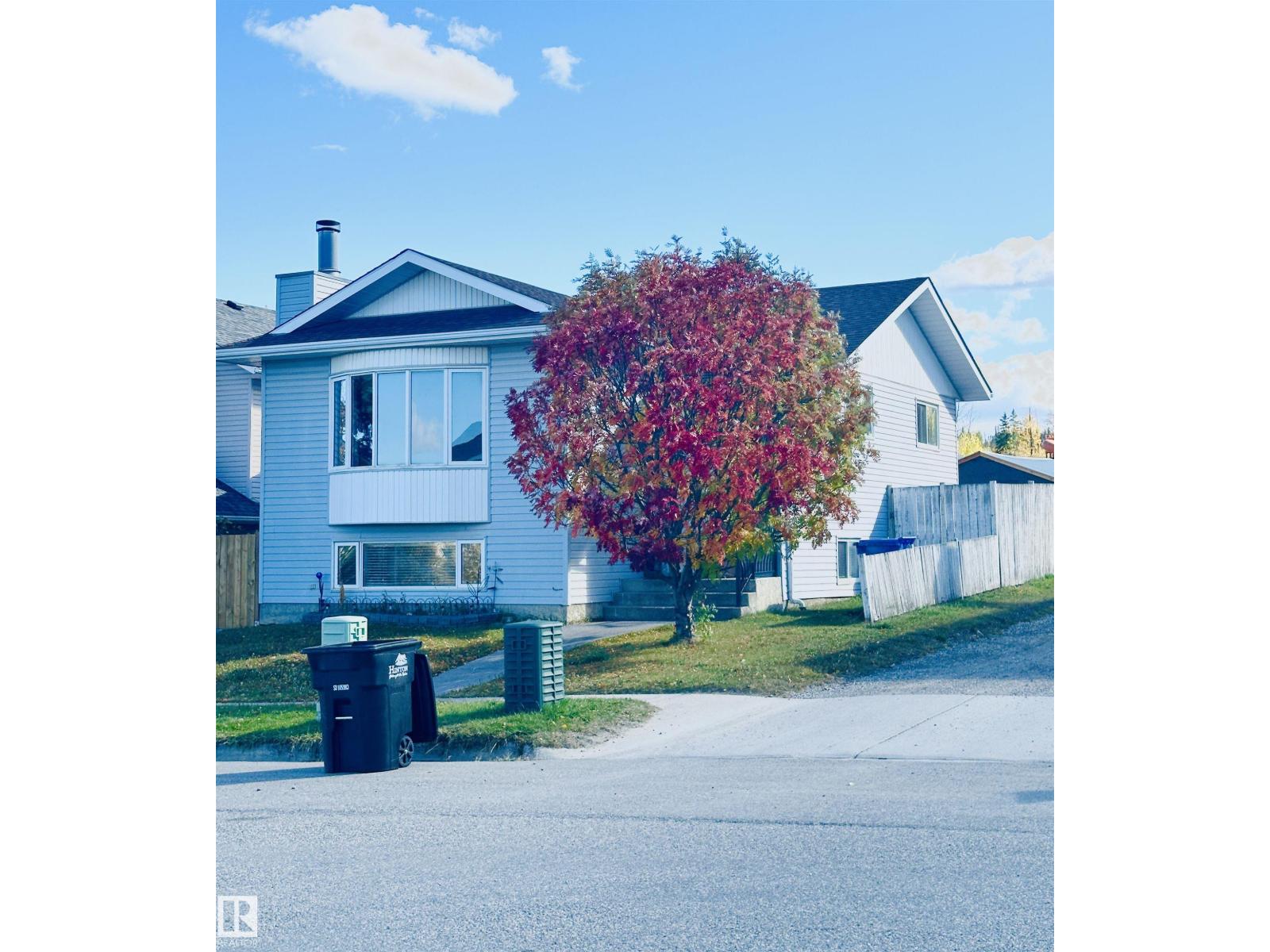 289 Tocher Av Property Photo 4