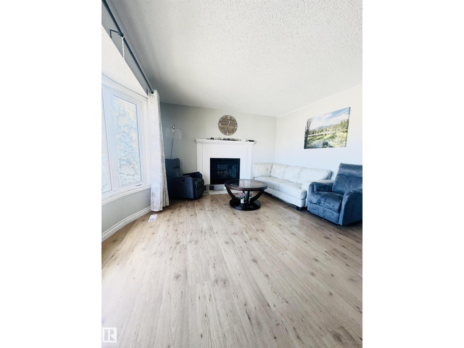 289 Tocher Av Property Photo 9
