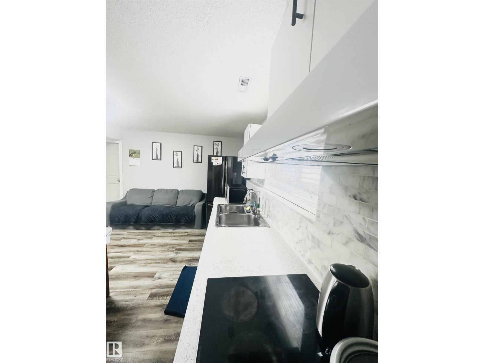 289 Tocher Av Property Photo 21