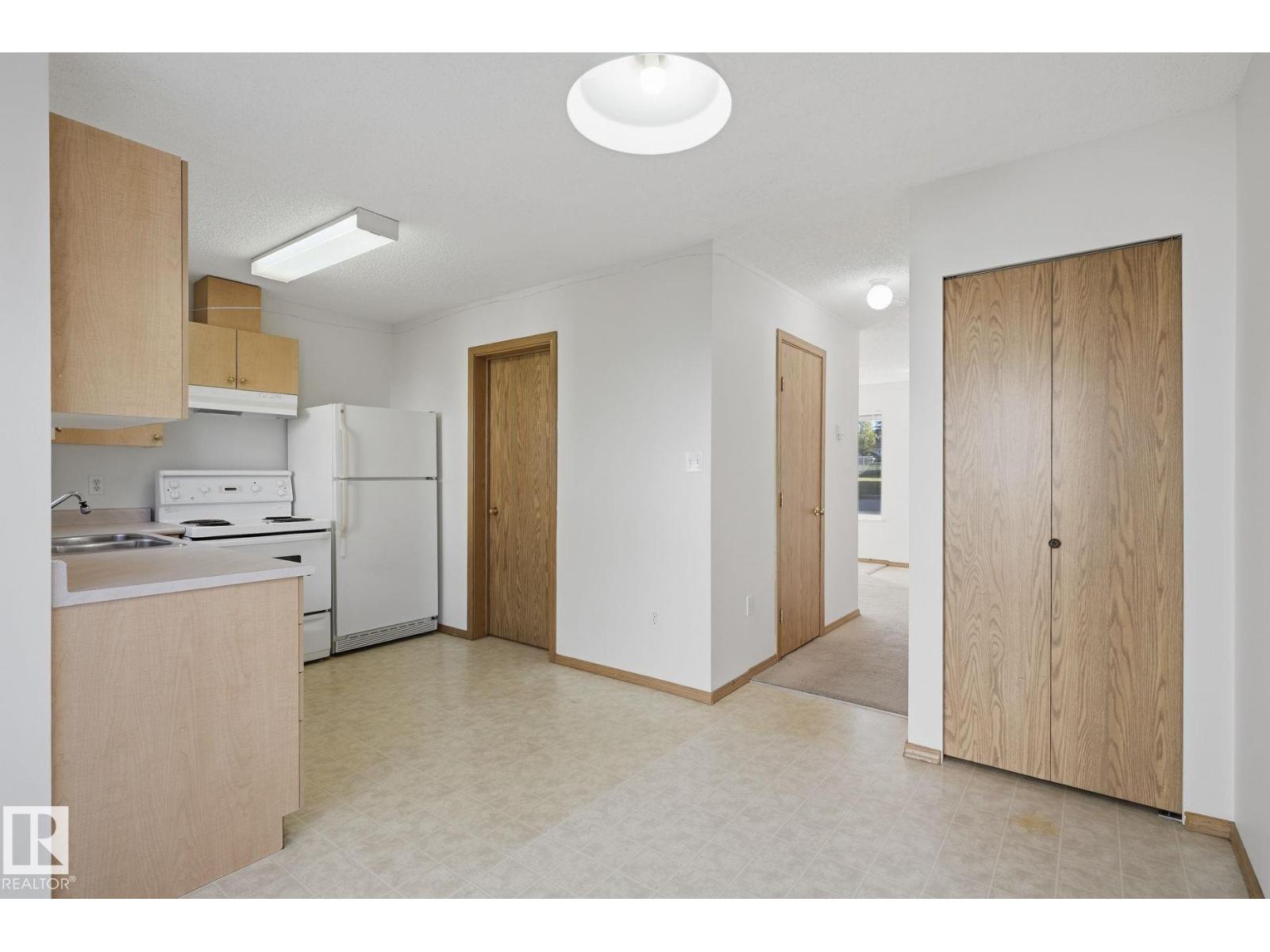 #408 610 King St Property Photo 12