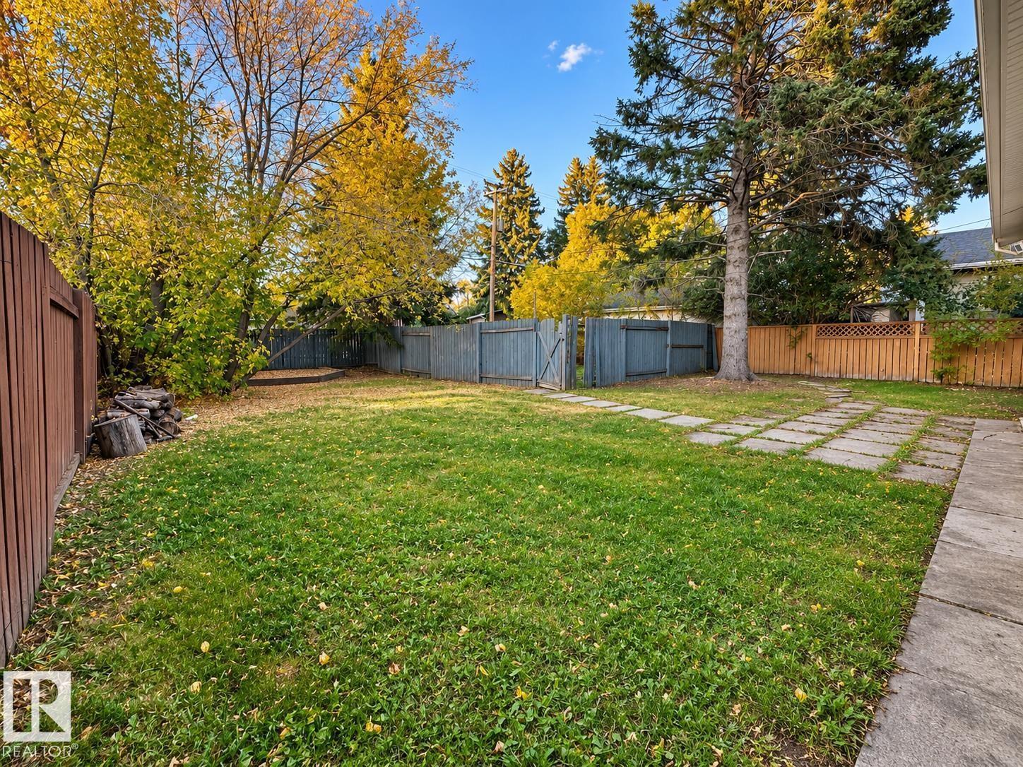 12204 40 Av Nw Property Photo 22