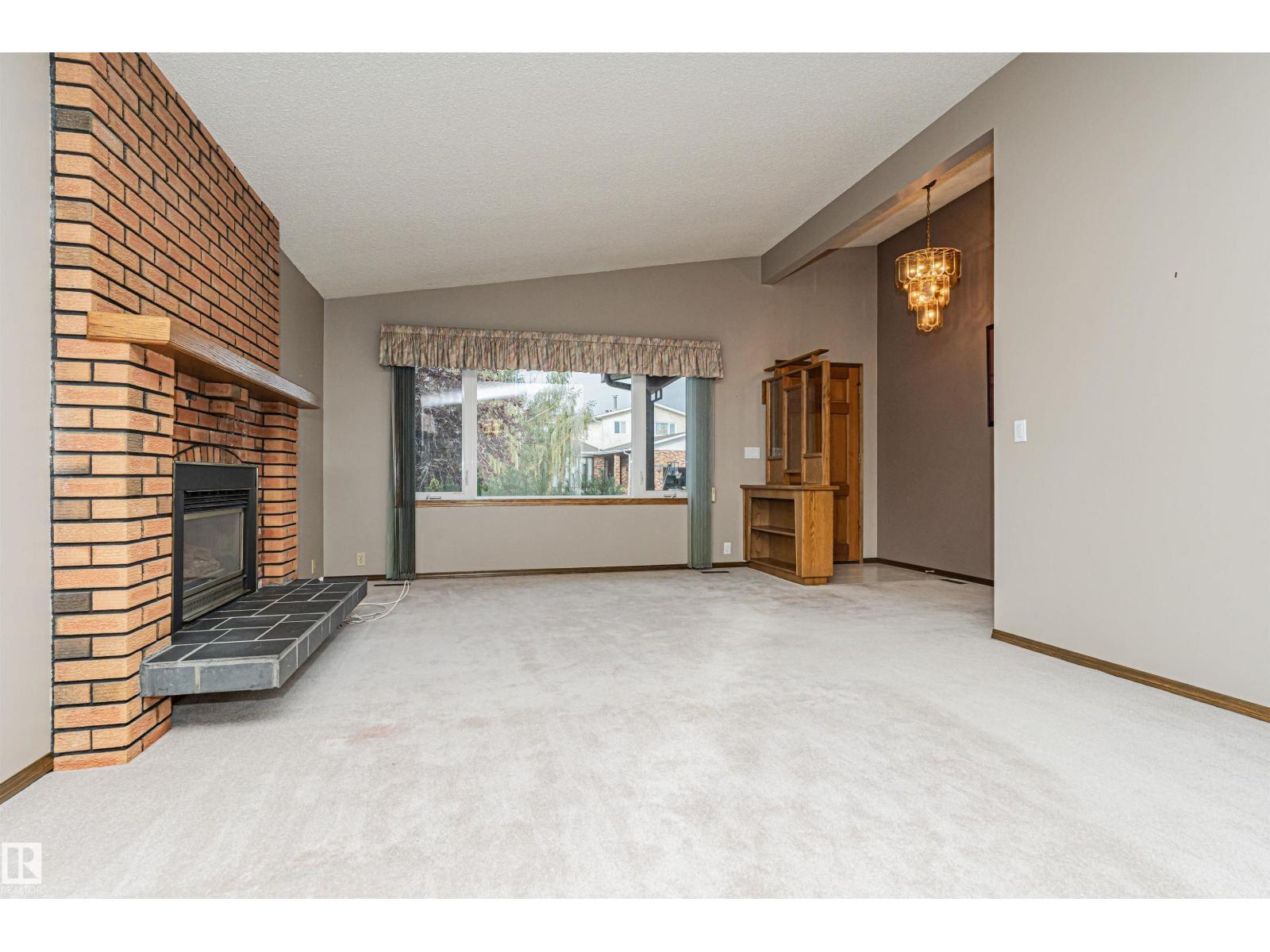 15903 111 St Nw Property Photo 6
