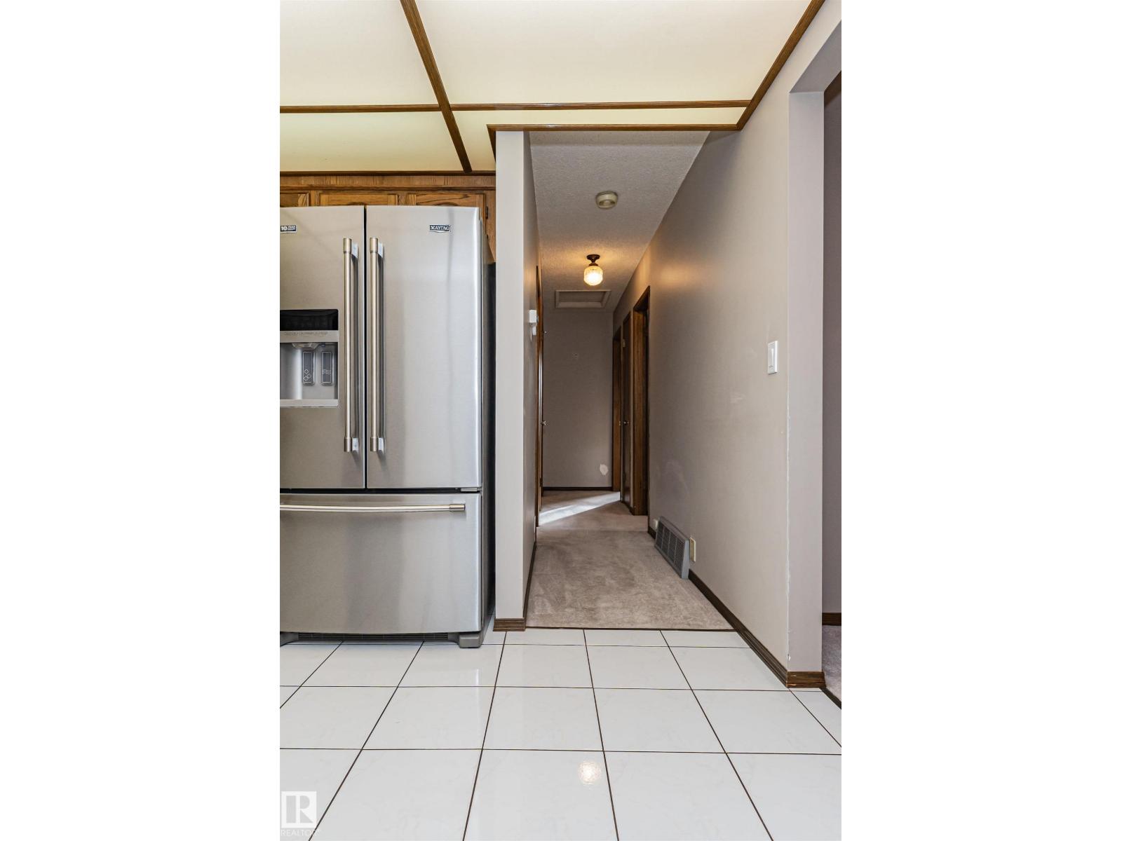 15903 111 St Nw Property Photo 18