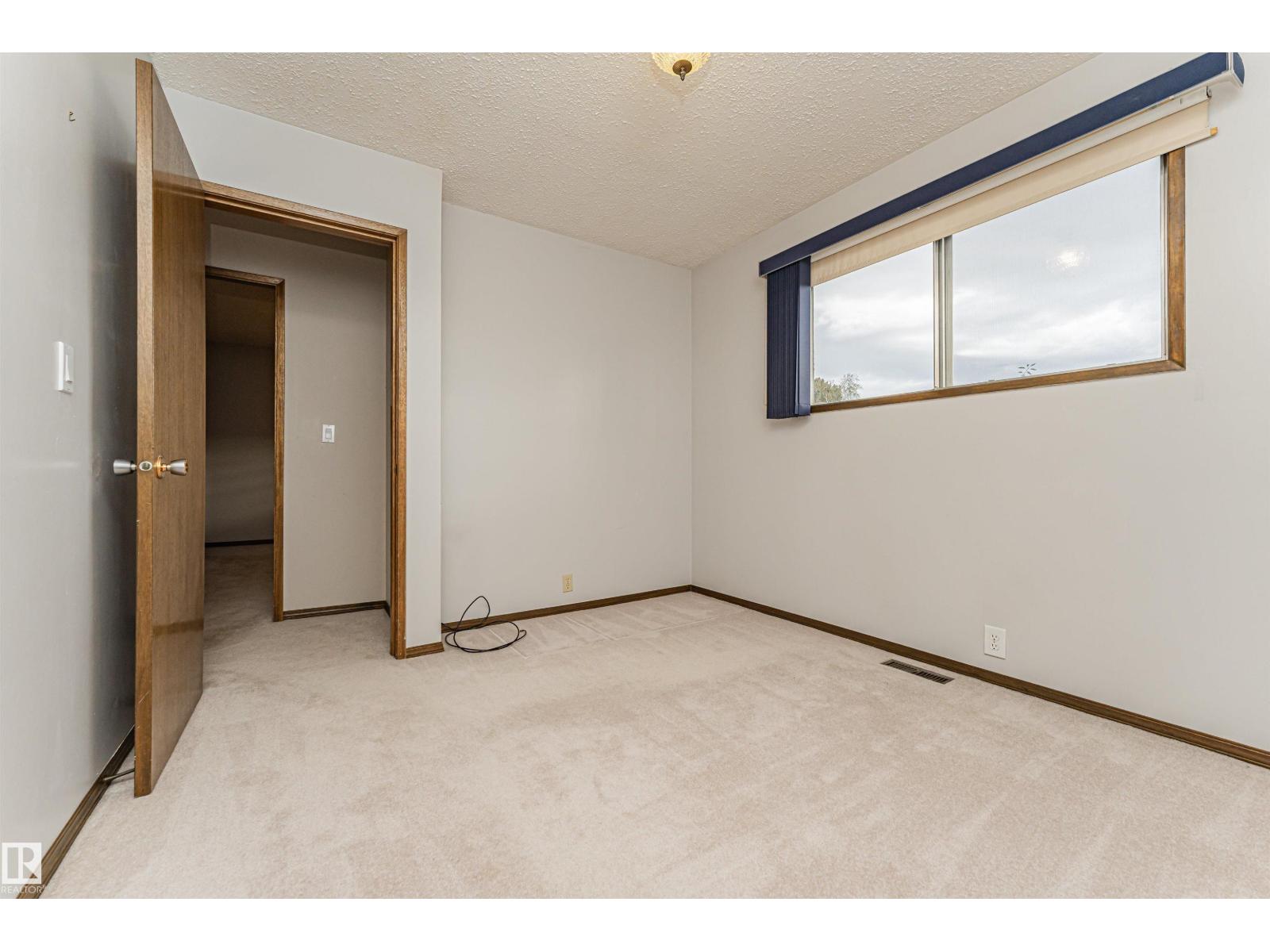 15903 111 St Nw Property Photo 24