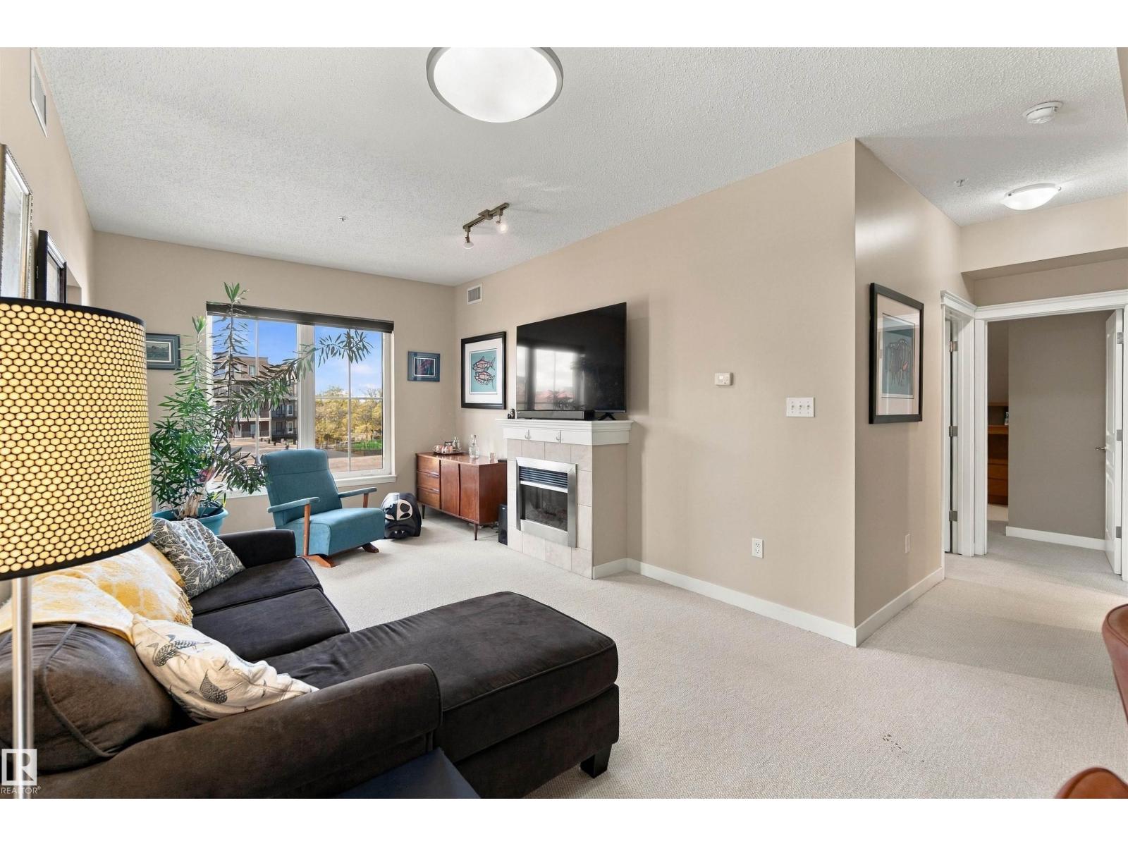 #421 10333 112 St Nw Property Photo 4
