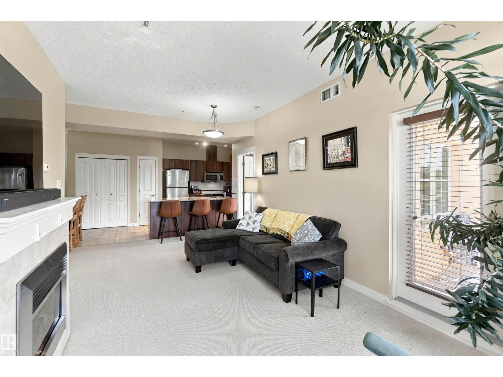 #421 10333 112 St Nw Property Photo 5