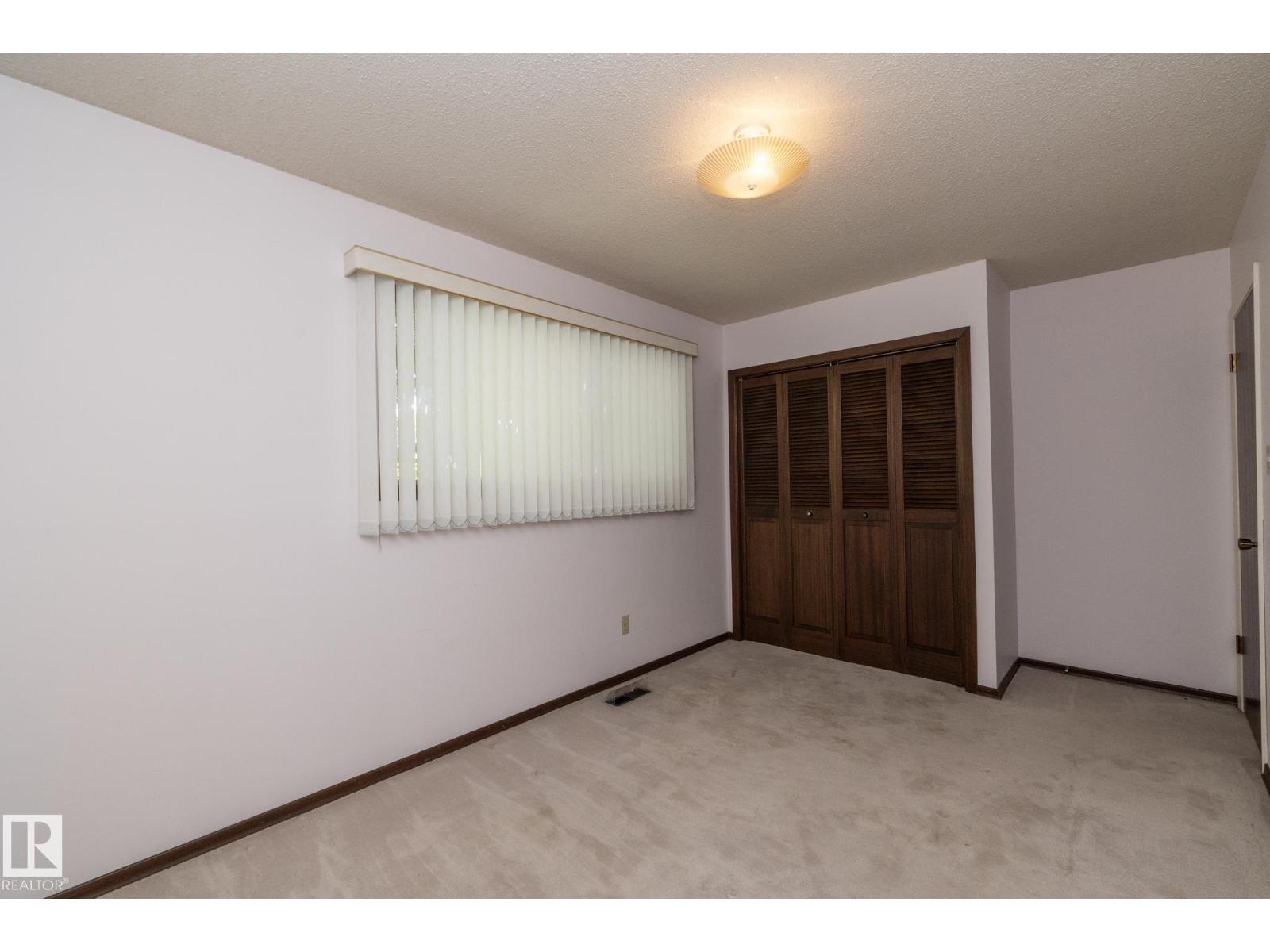 11322 52 St Nw Property Photo 25