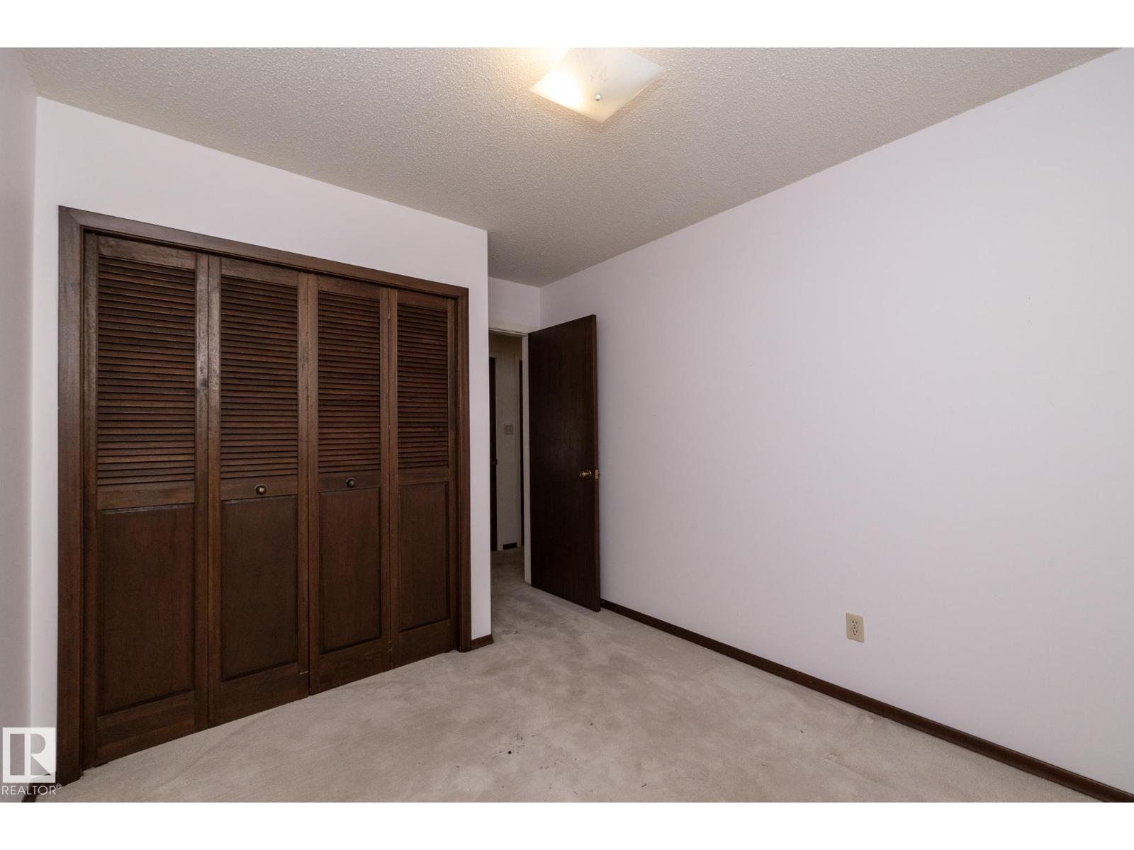 11322 52 St Nw Property Photo 29