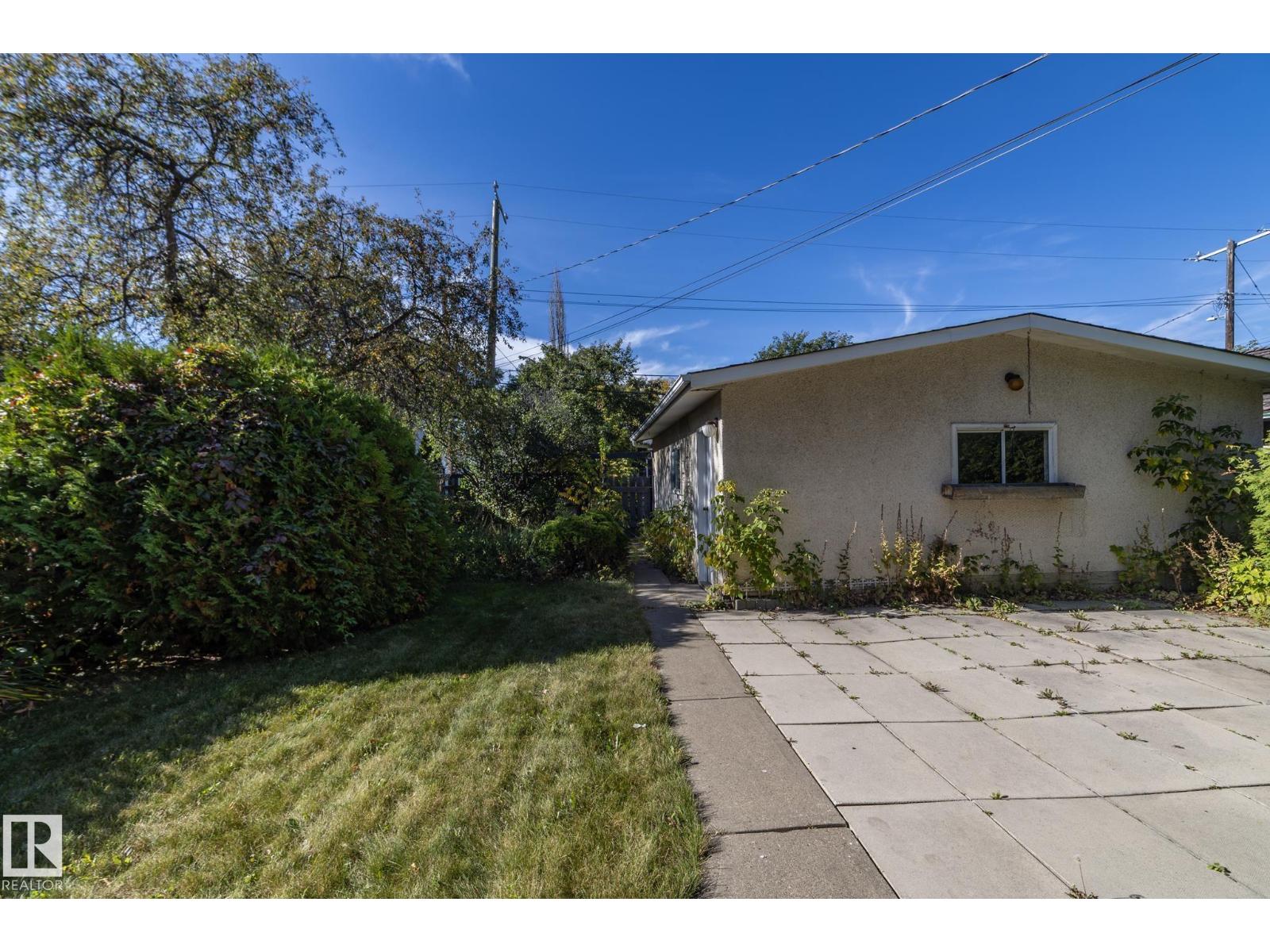 11322 52 St Nw Property Photo 60