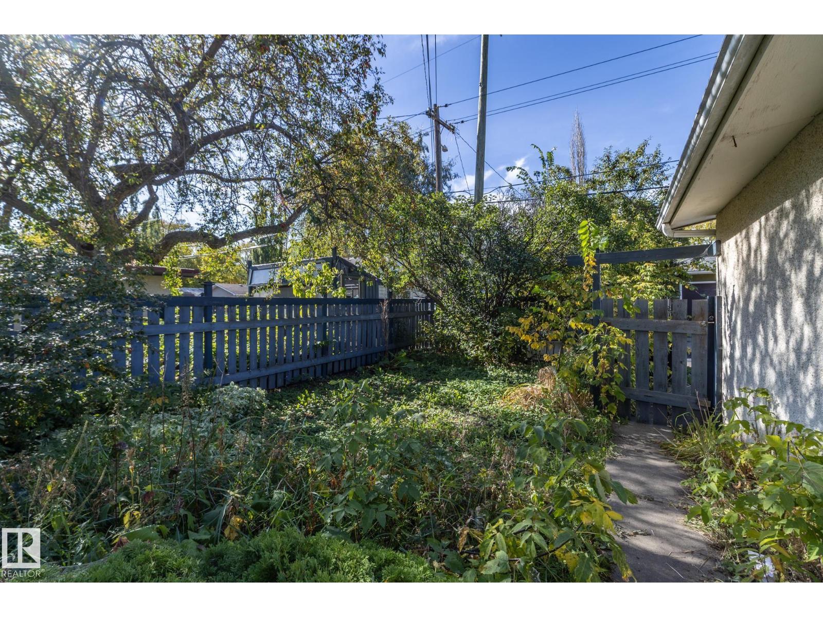 11322 52 St Nw Property Photo 64