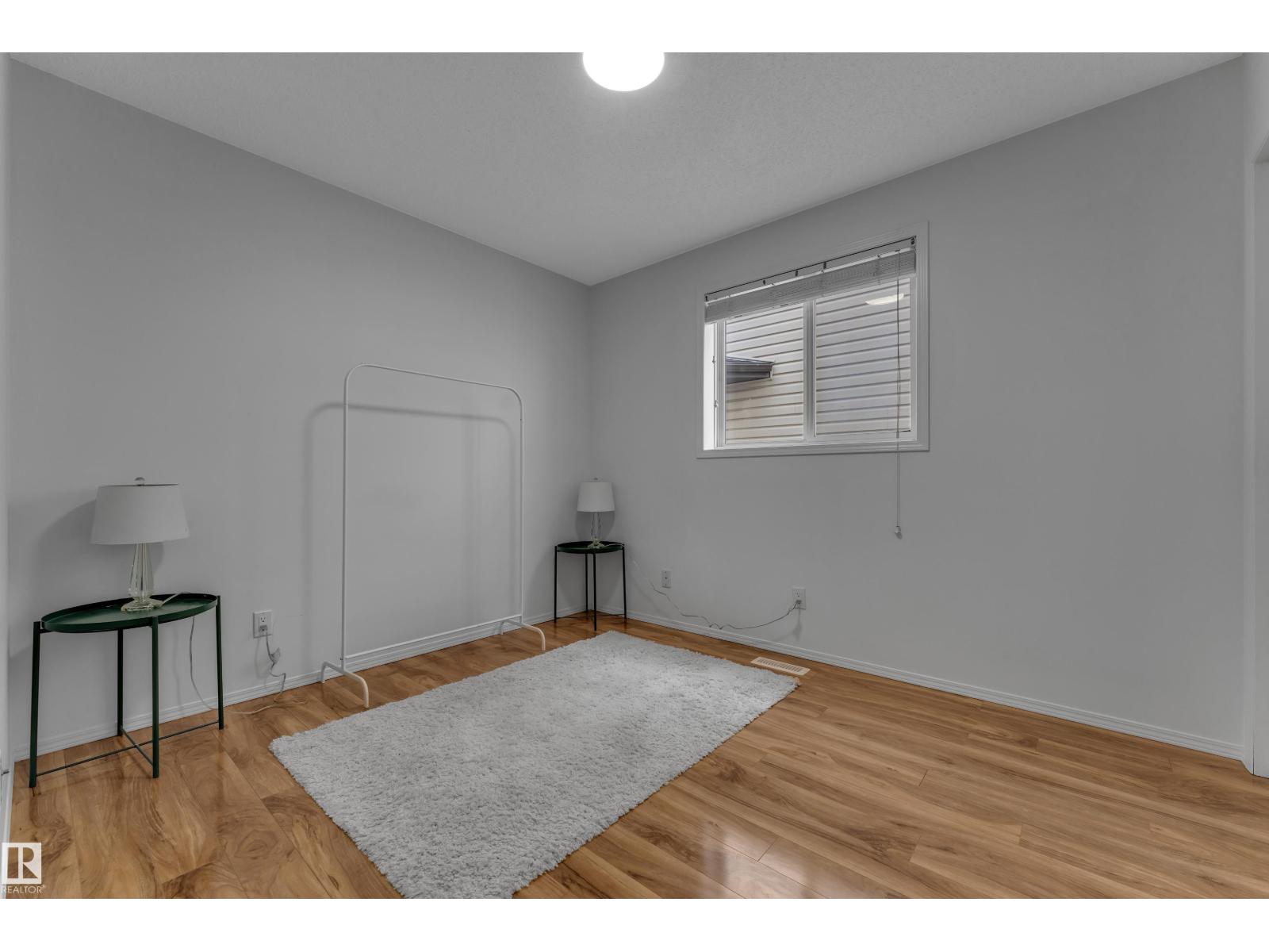 1233 Ormsby Ln Nw Property Photo 17