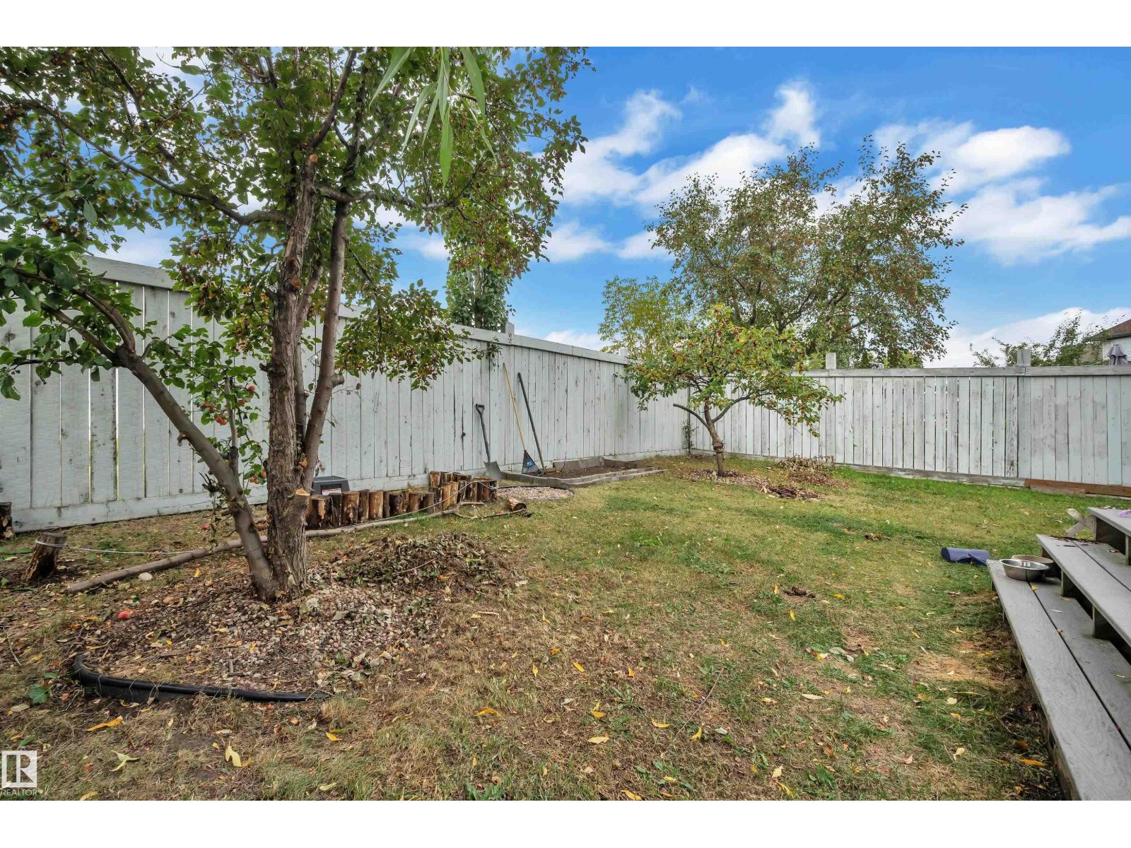 1233 Ormsby Ln Nw Property Photo 38
