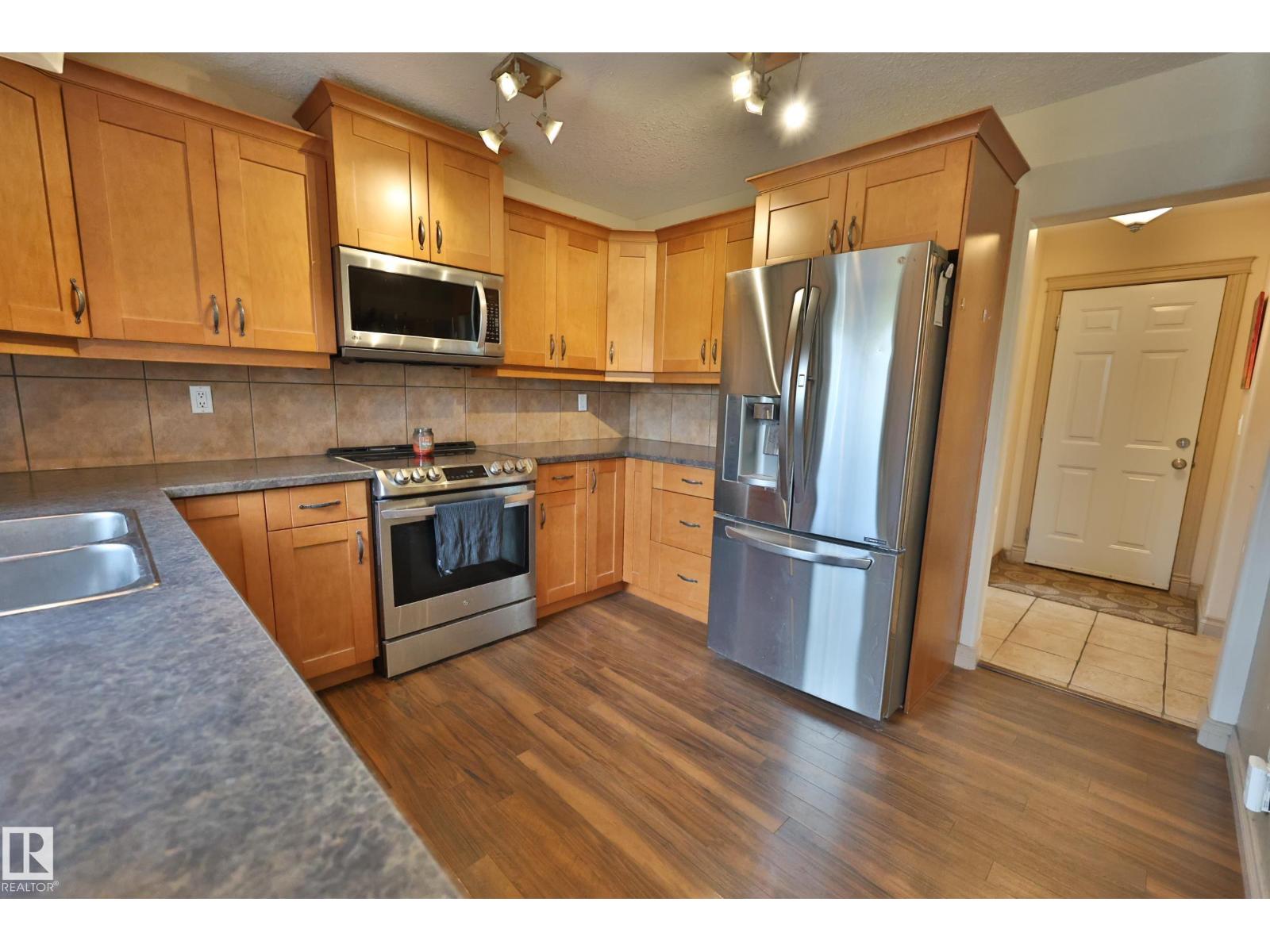 10603 95 St Property Photo 20