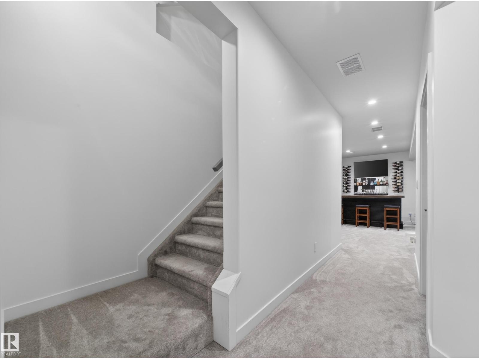 10449 143 St Nw Property Photo 54