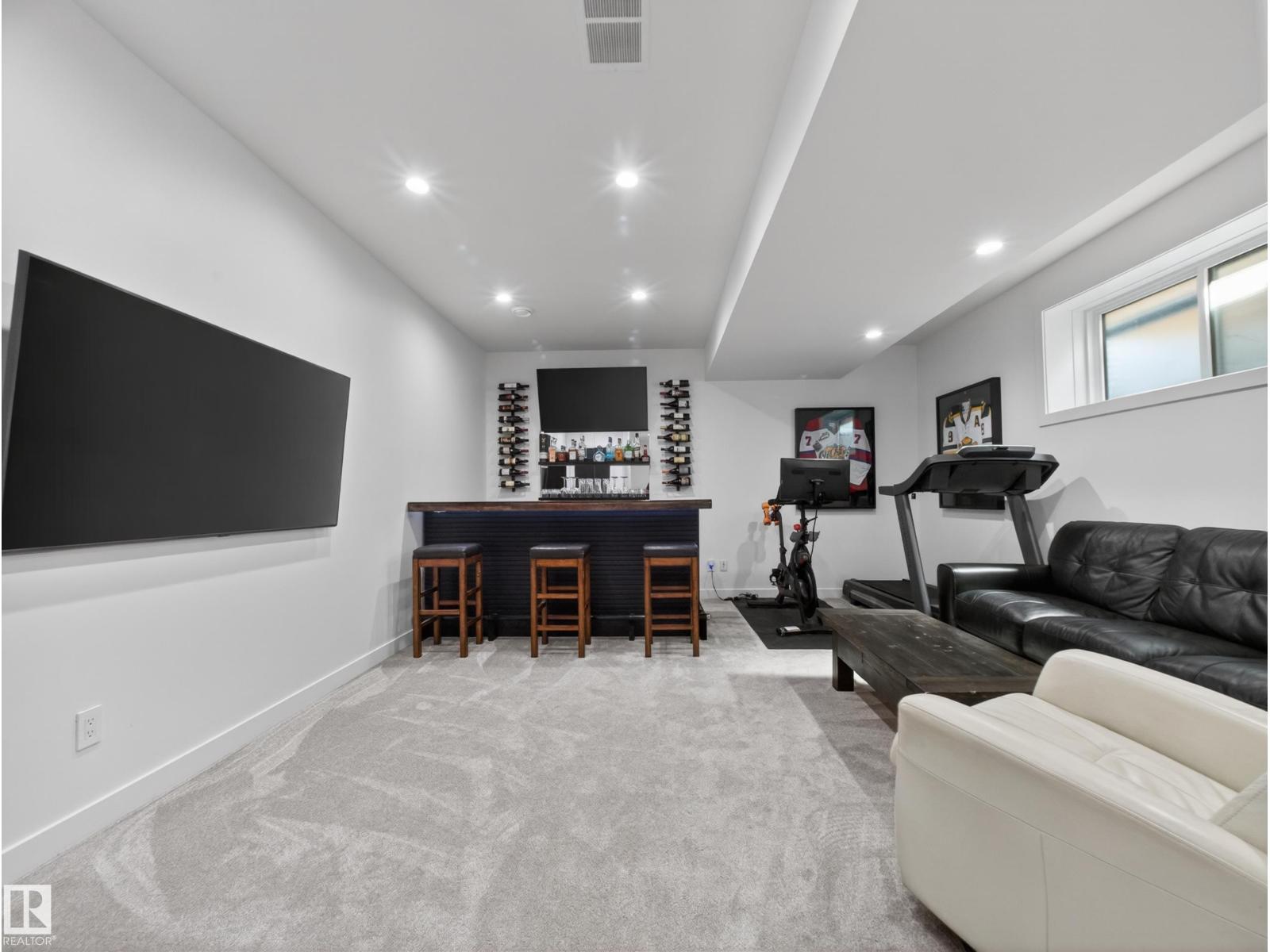 10449 143 St Nw Property Photo 58