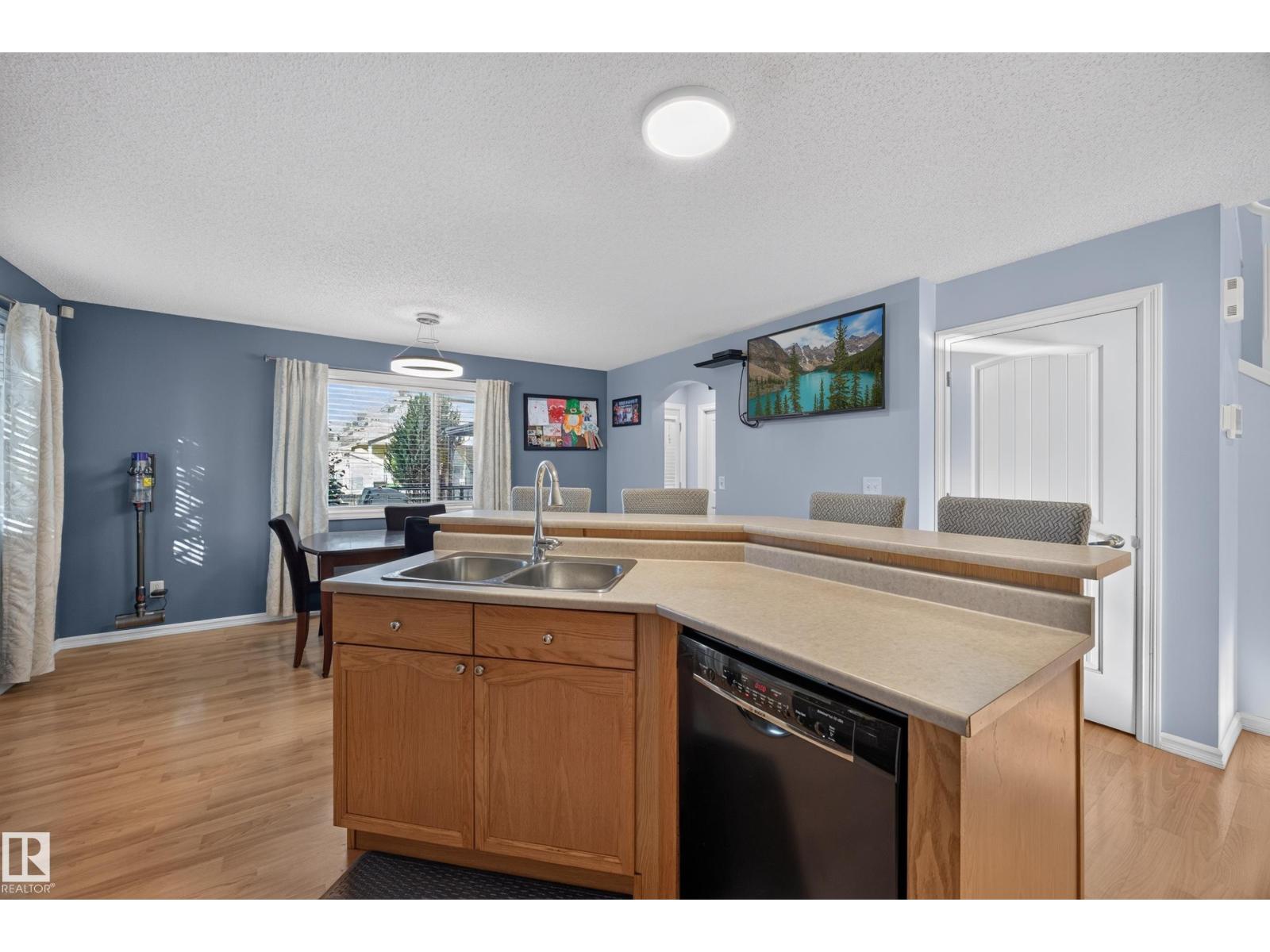 16408 59 St Nw Property Photo 13