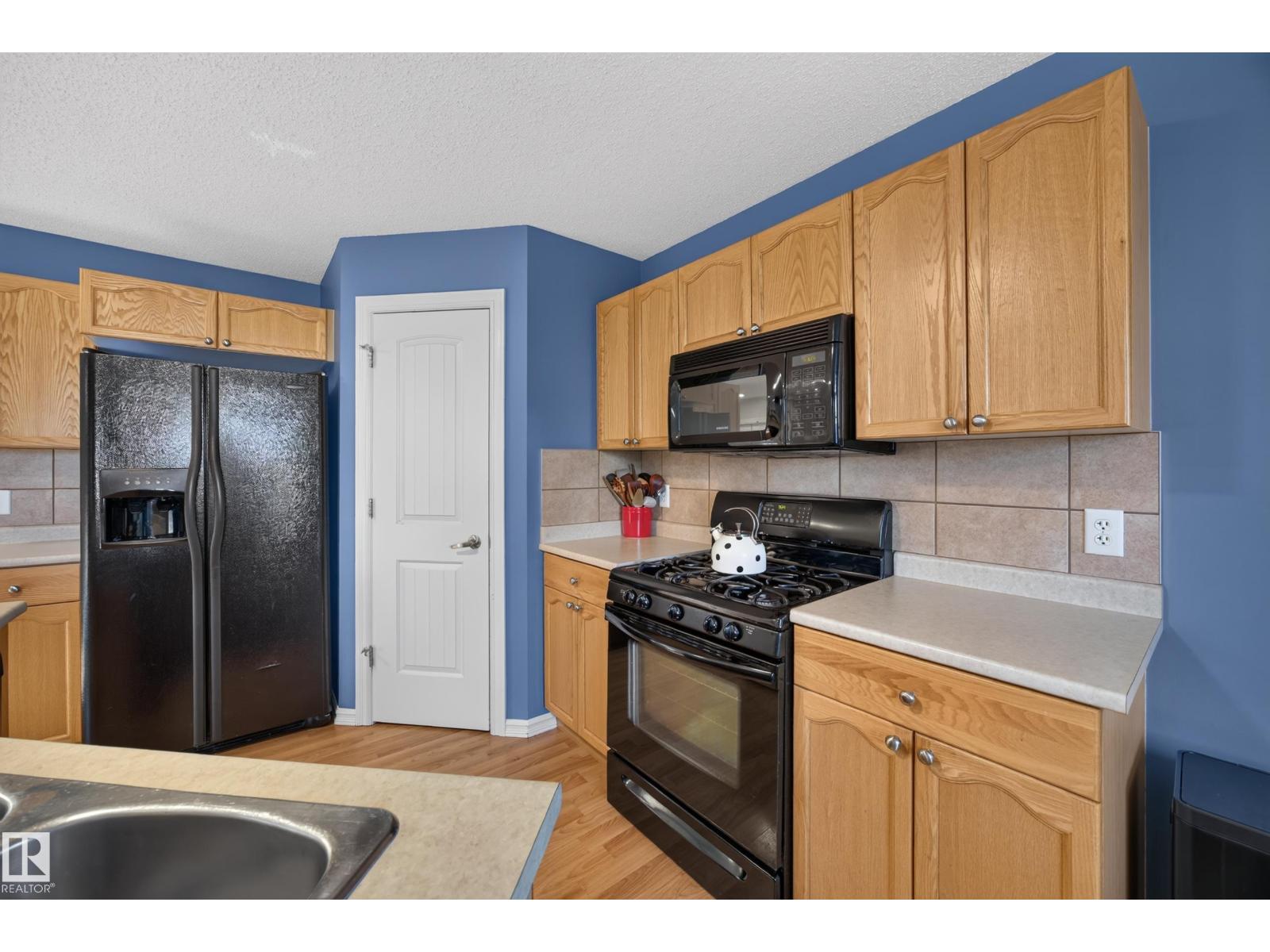 16408 59 St Nw Property Photo 15