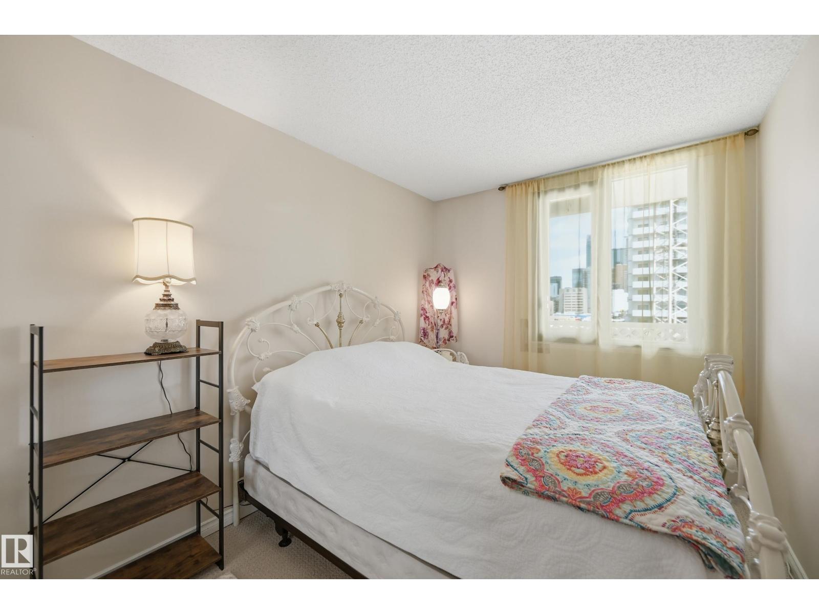 #601 10125 109 St Nw Property Photo 13