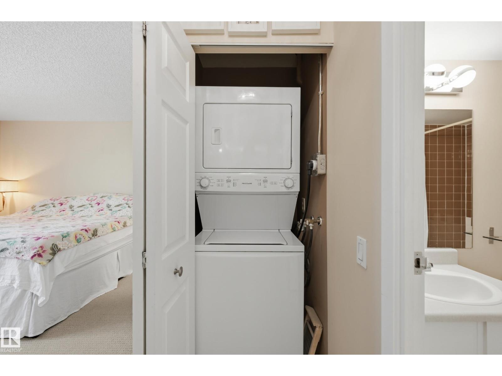 #601 10125 109 St Nw Property Photo 21