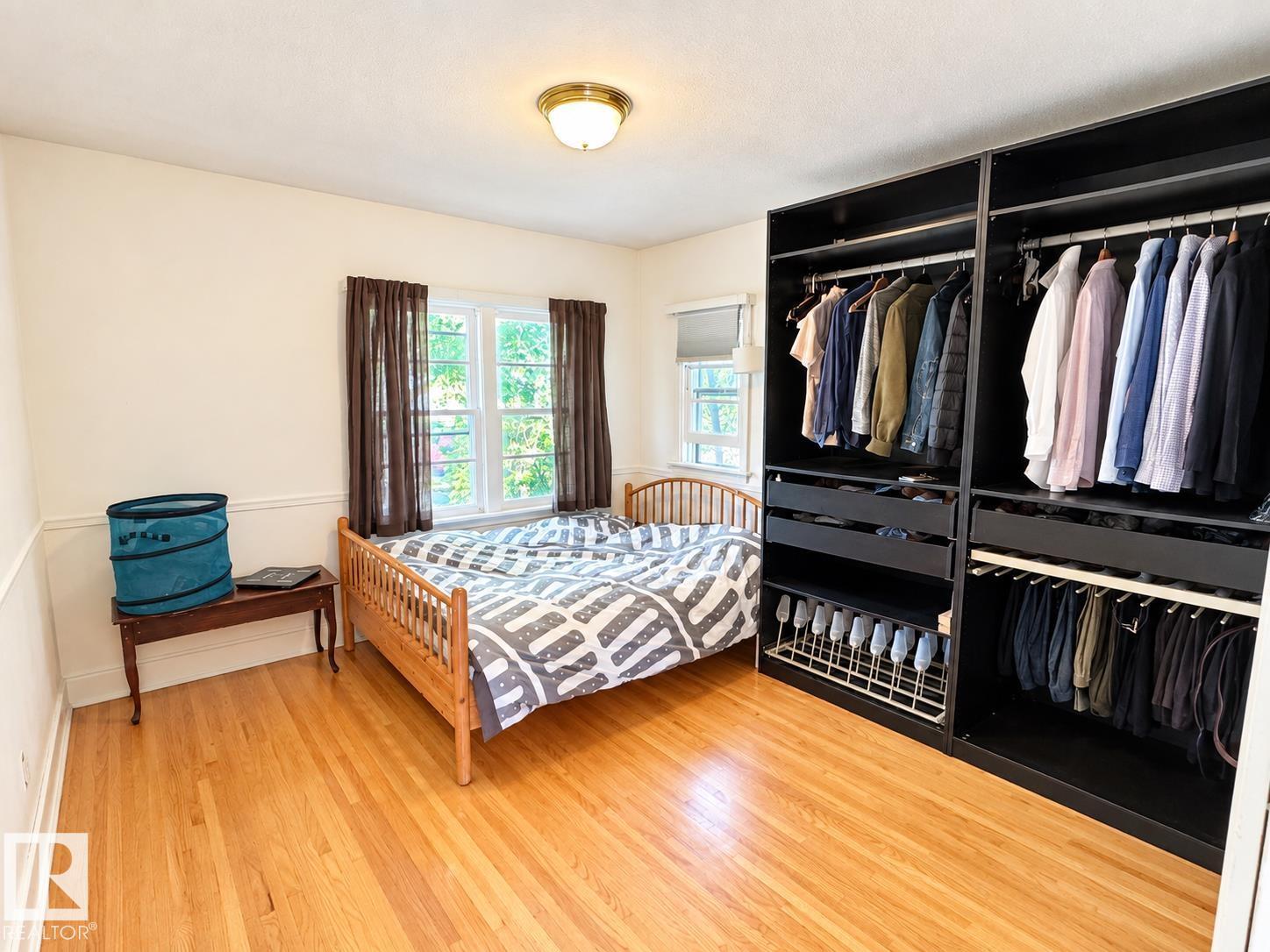 8907 83 Av Nw Property Photo 6