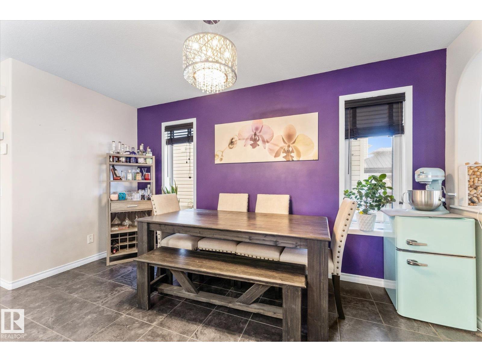 21304 59 Av Nw Property Photo 11