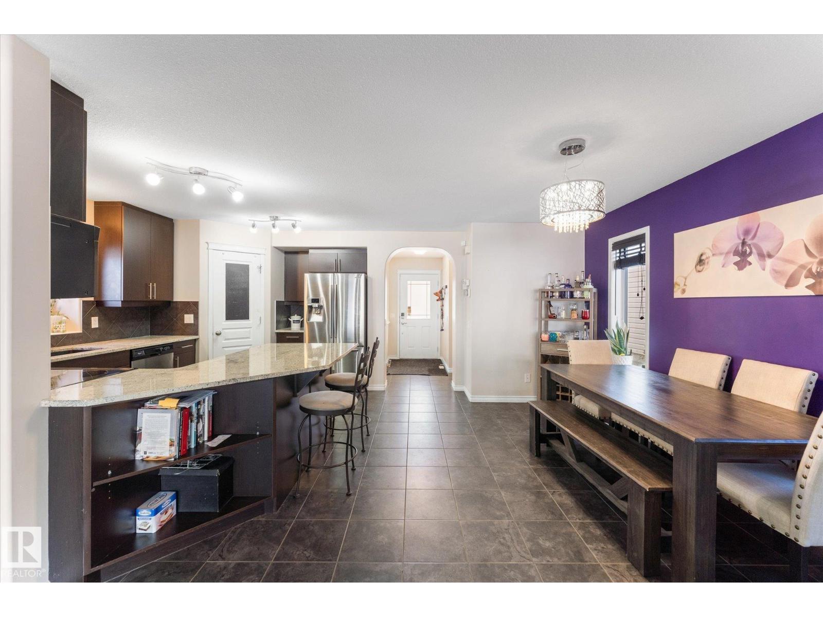 21304 59 Av Nw Property Photo 12
