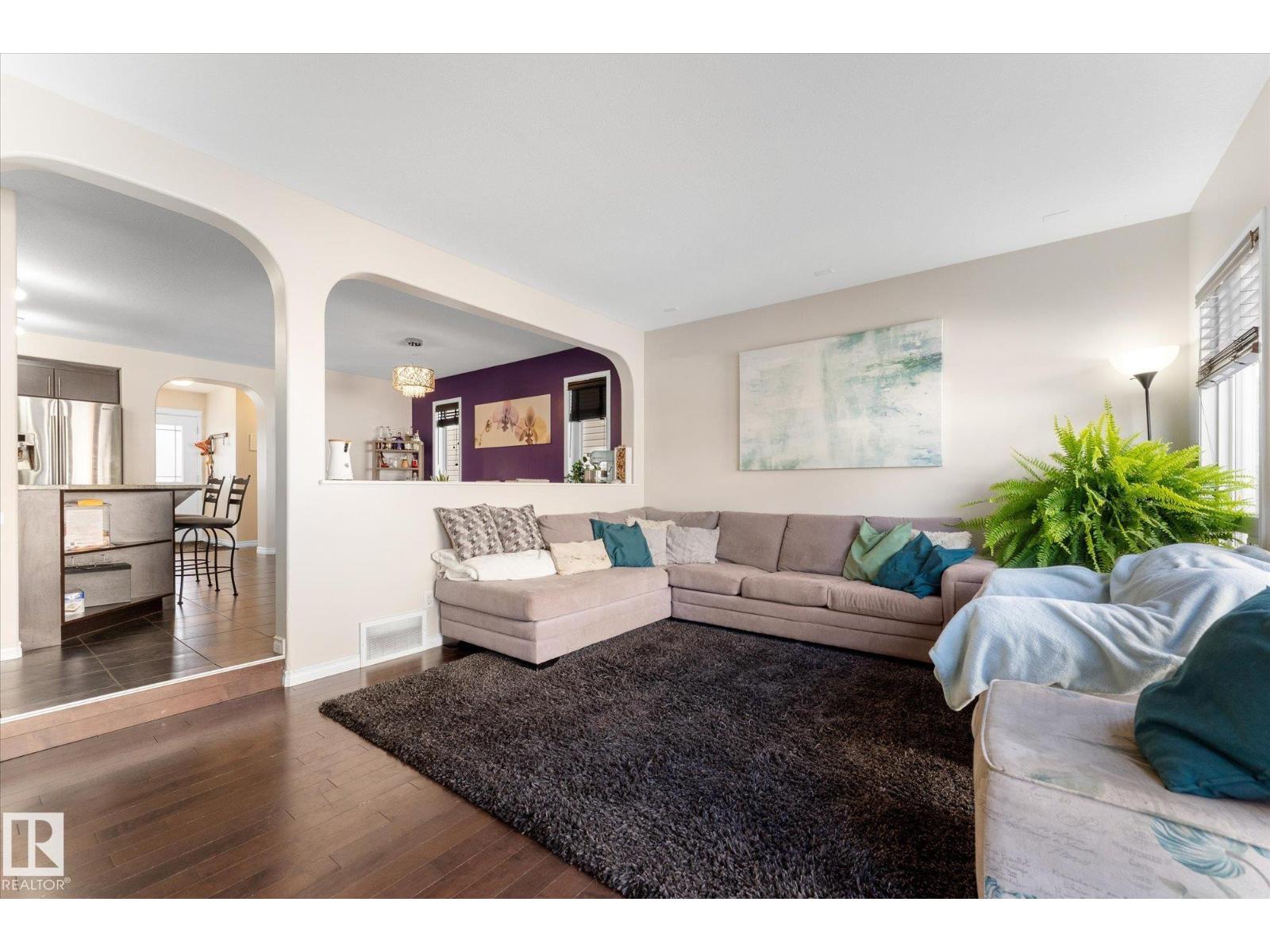 21304 59 Av Nw Property Photo 15
