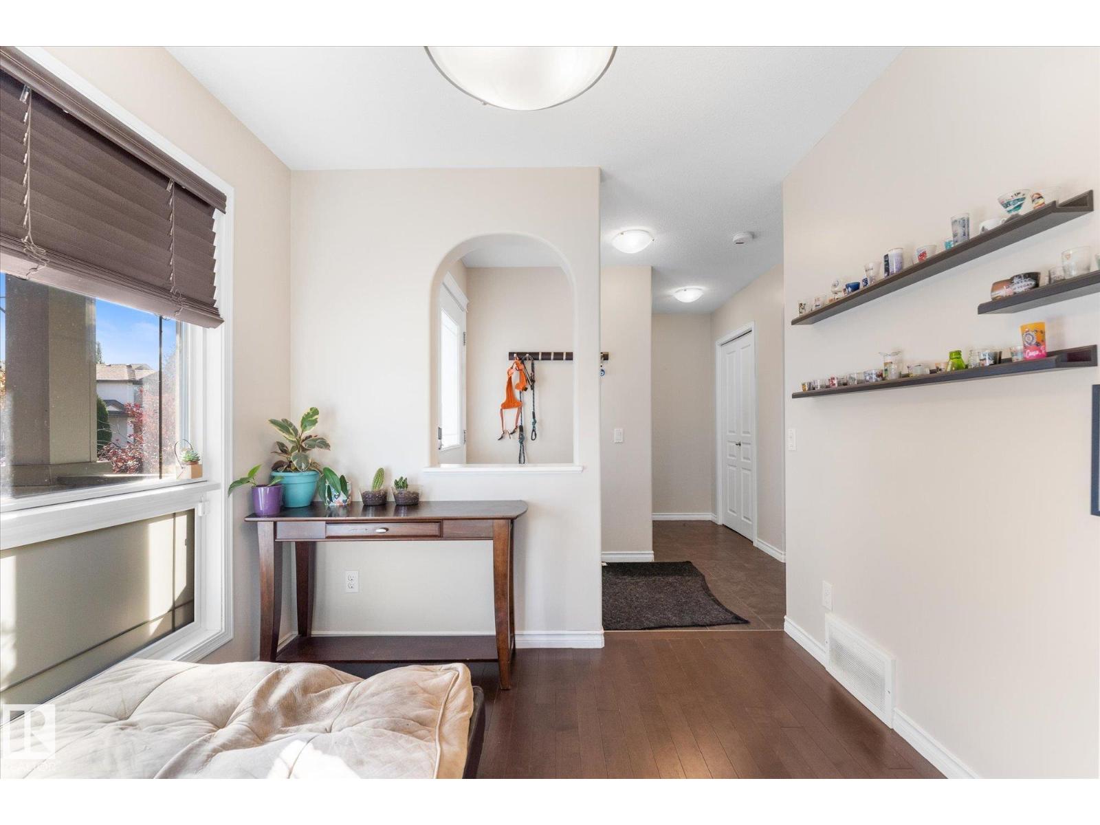 21304 59 Av Nw Property Photo 17