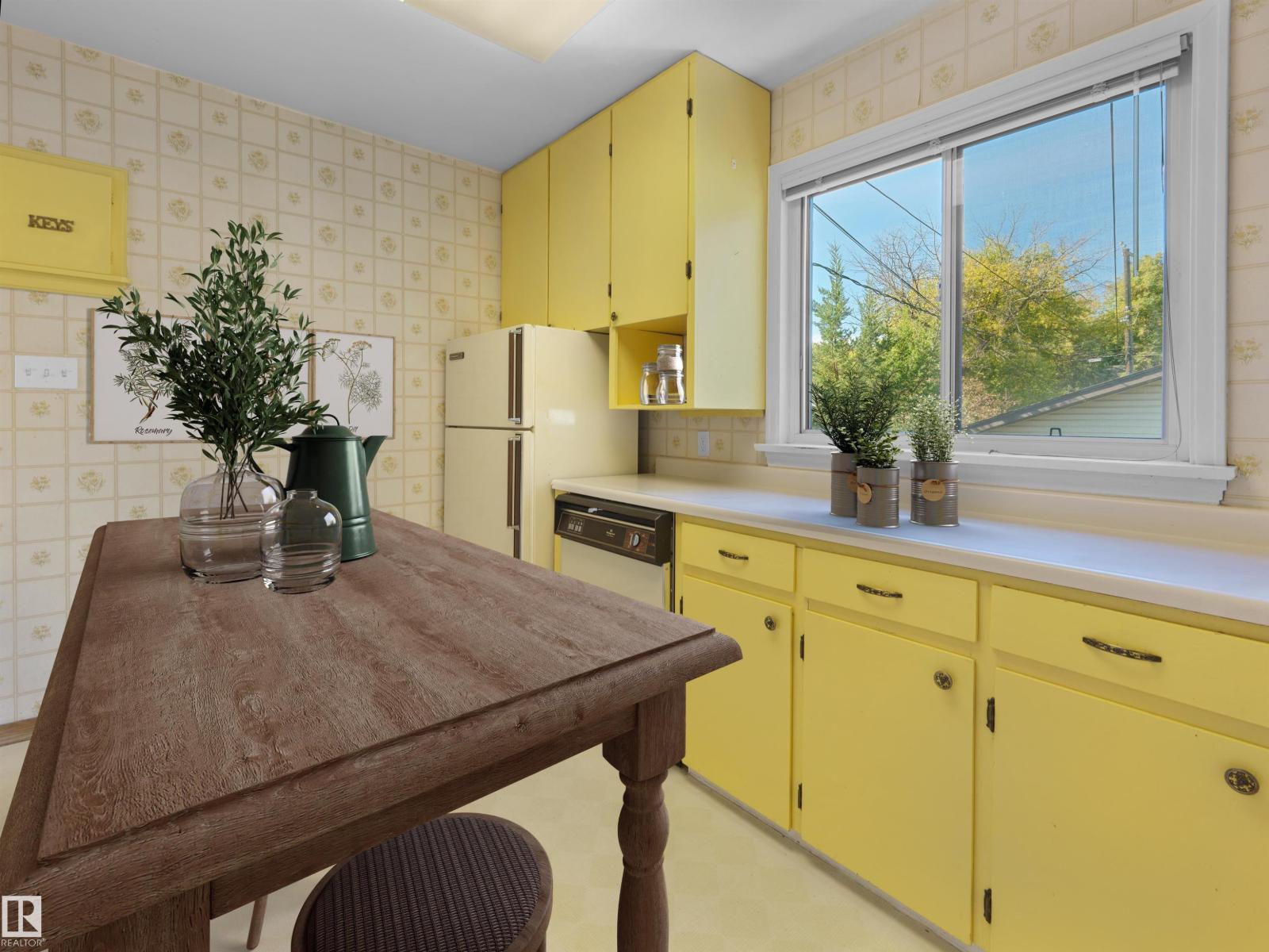 6810 110 St Nw Property Photo 11