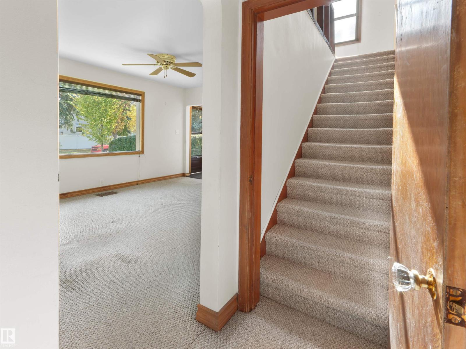 6810 110 St Nw Property Photo 15