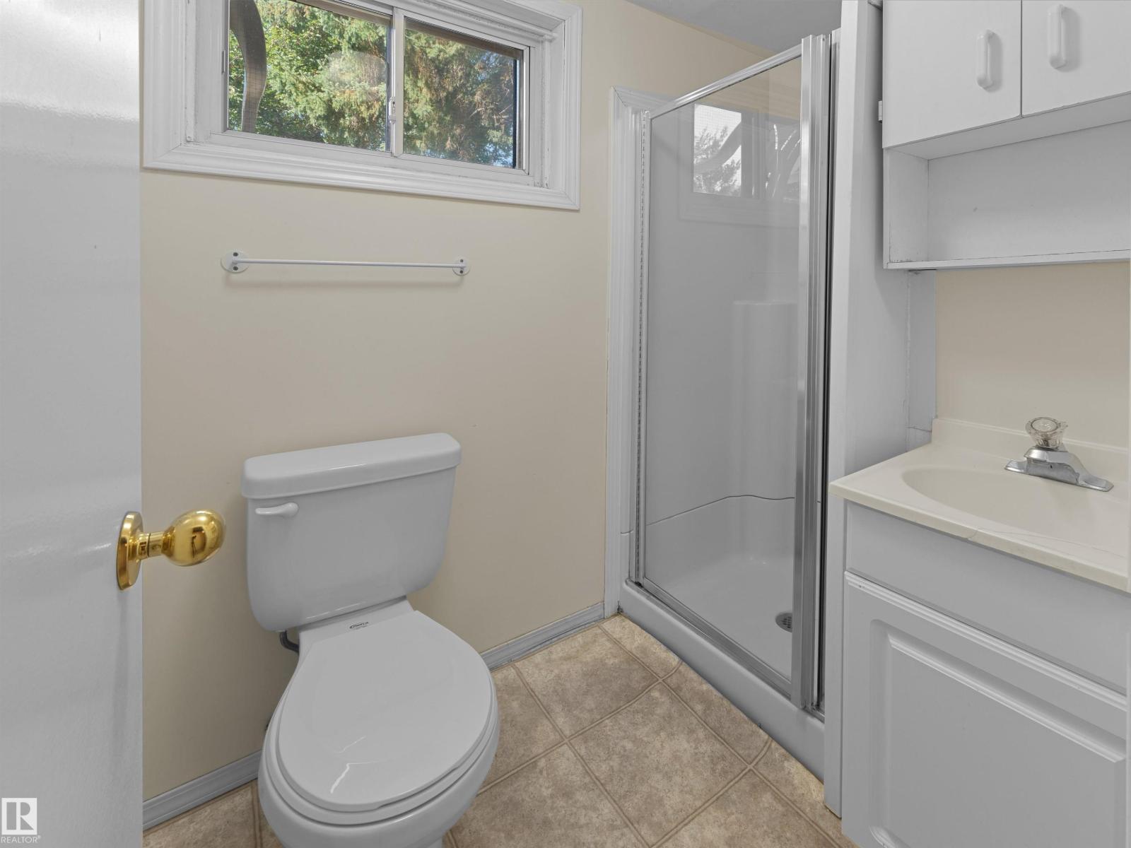 6810 110 St Nw Property Photo 22